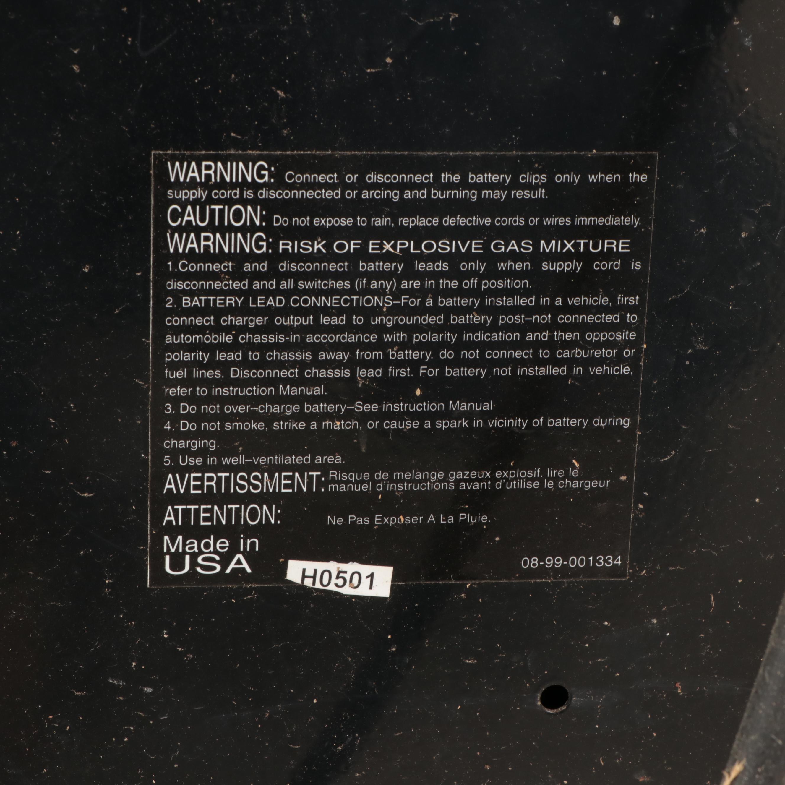 Schumacher IO/40 Amp Charger 100/200 Amp Starter/Charger for 6/12-Volt Batteries