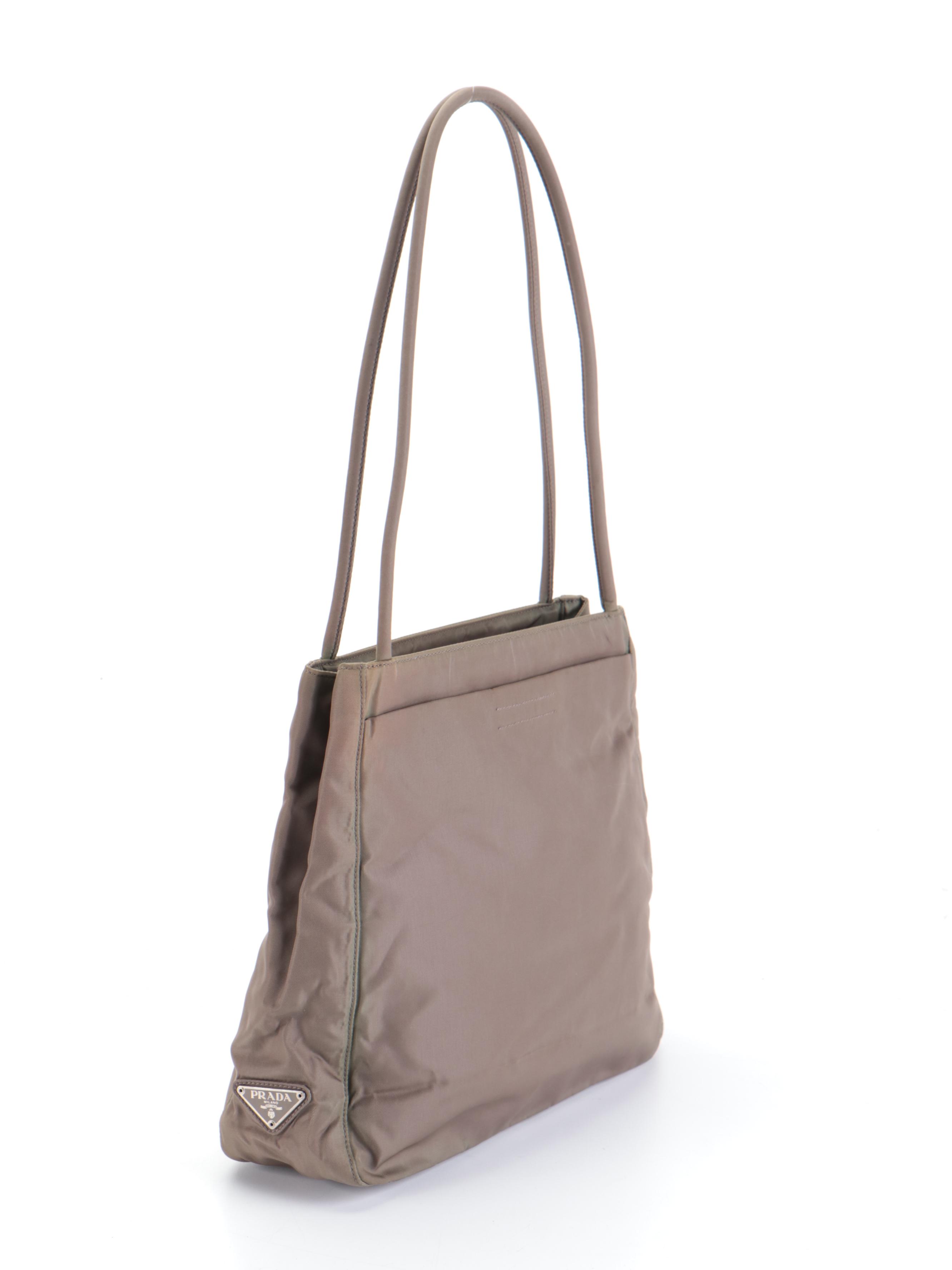 Prada Tote Bag in Tessuto Nylon