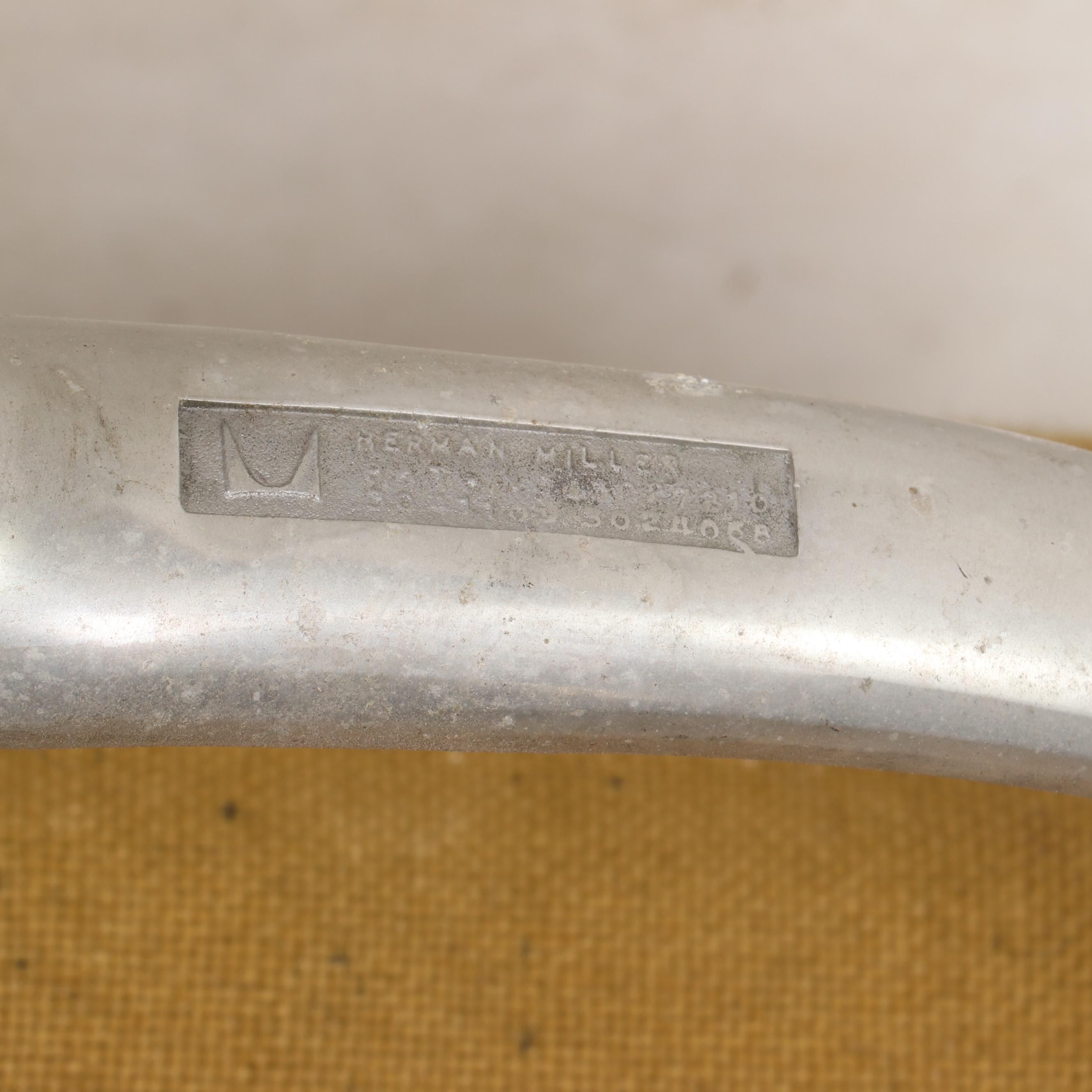 Eames for Herman Miller Aluminum Group Side Chair with Arms, 1st Generation