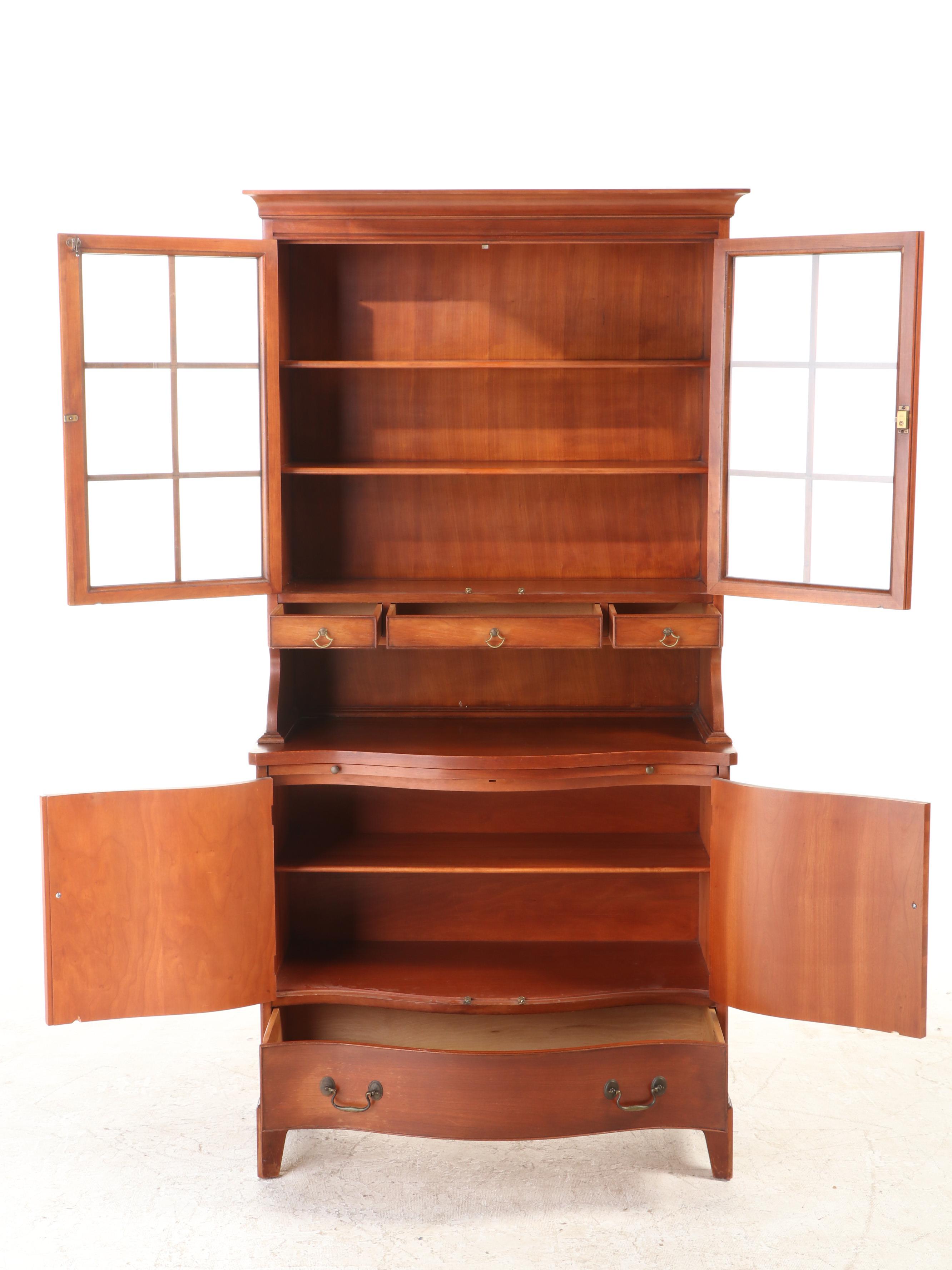 Morganton Federal Style Cherrywood Serpentine China Cabinet, 20th Century