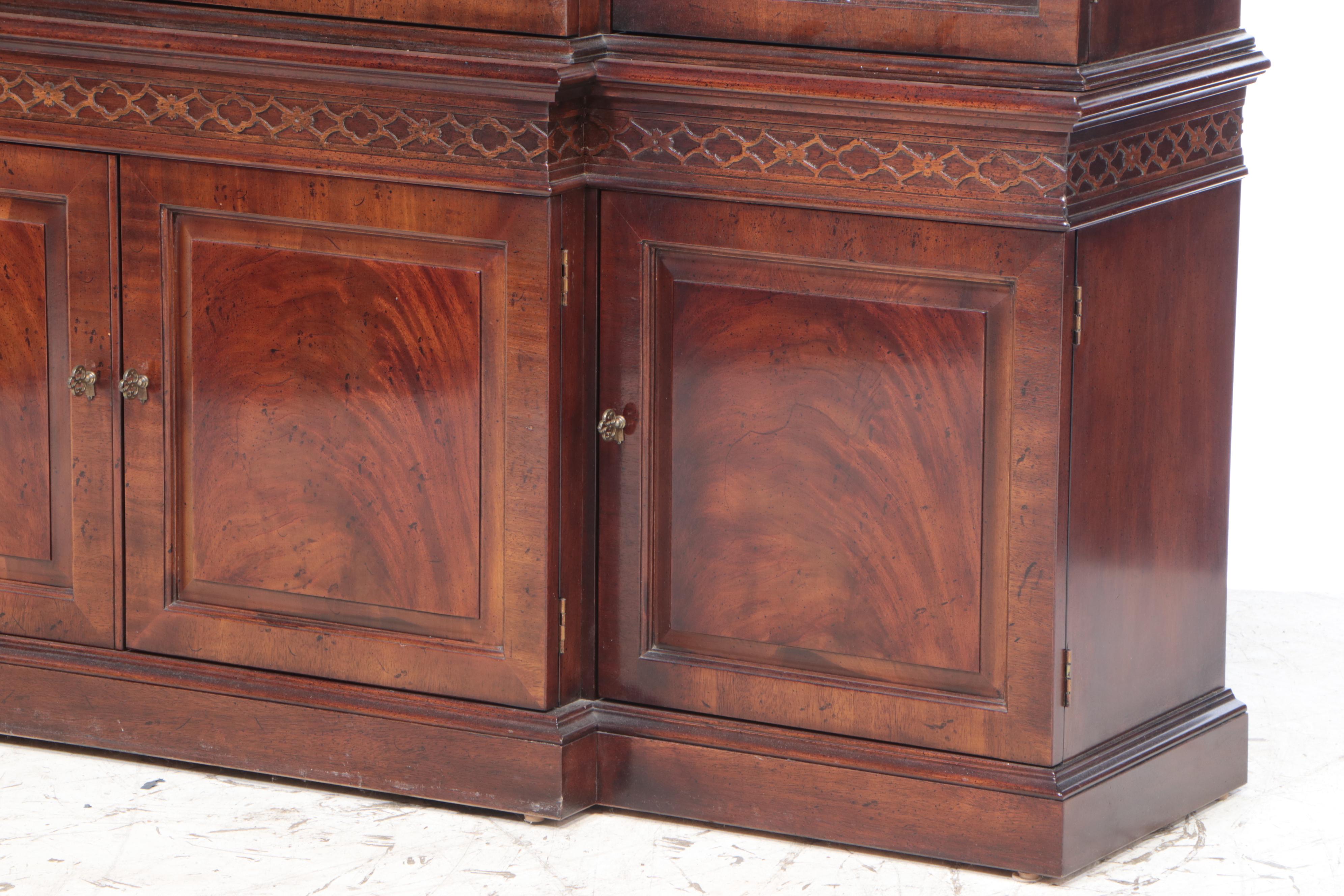 Henredon George III Style Mahogany Breakfront China Cabinet