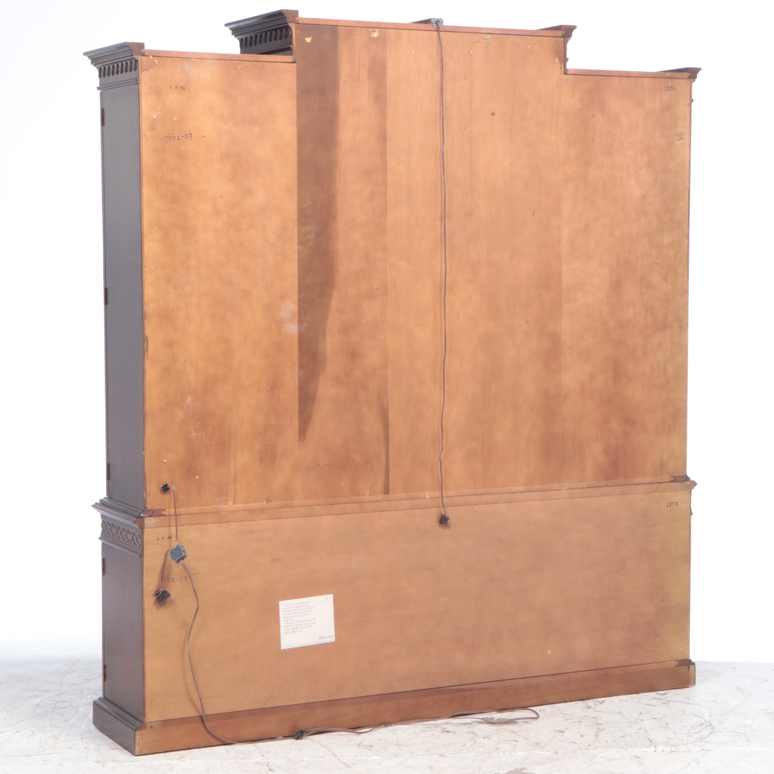 Henredon George III Style Mahogany Breakfront China Cabinet