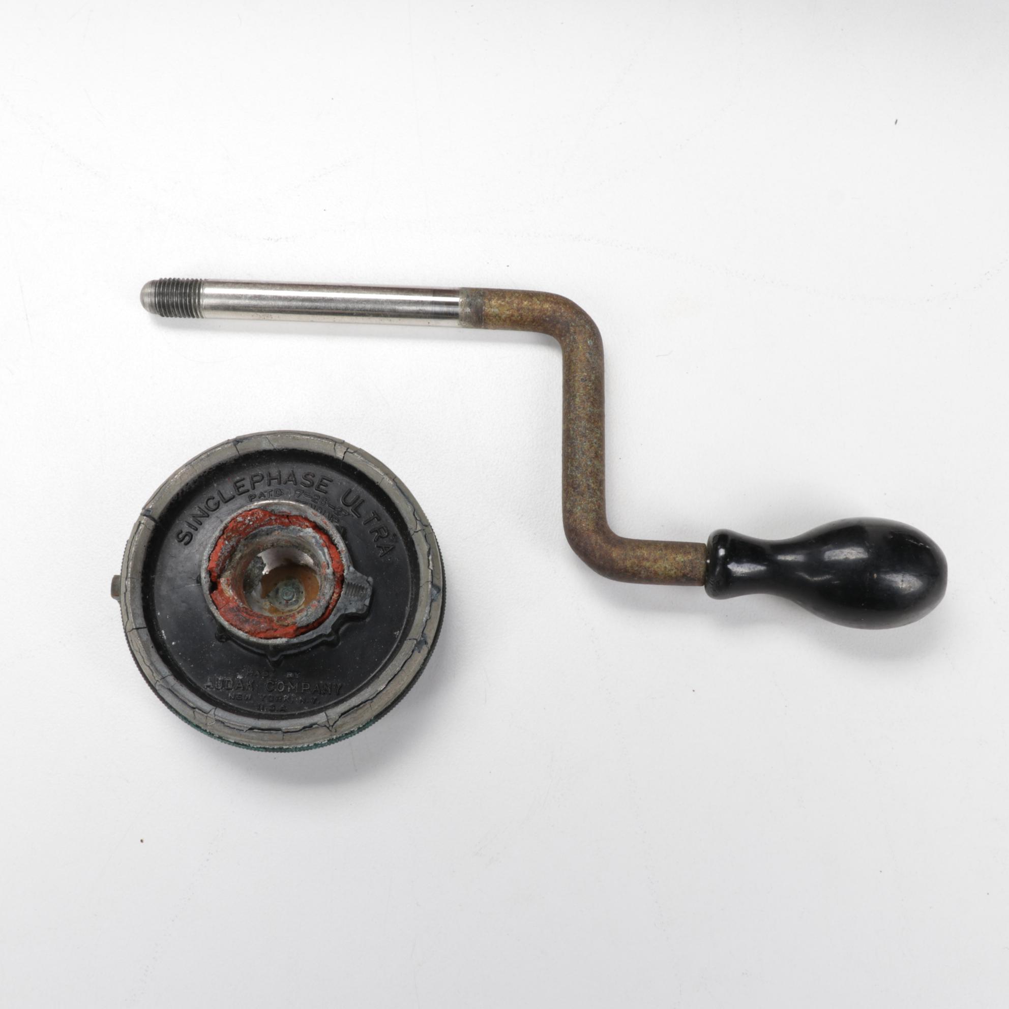 Victor Talking Machine "Suit-Case" VV-50 Portable Hand Crank Record Player, 1923