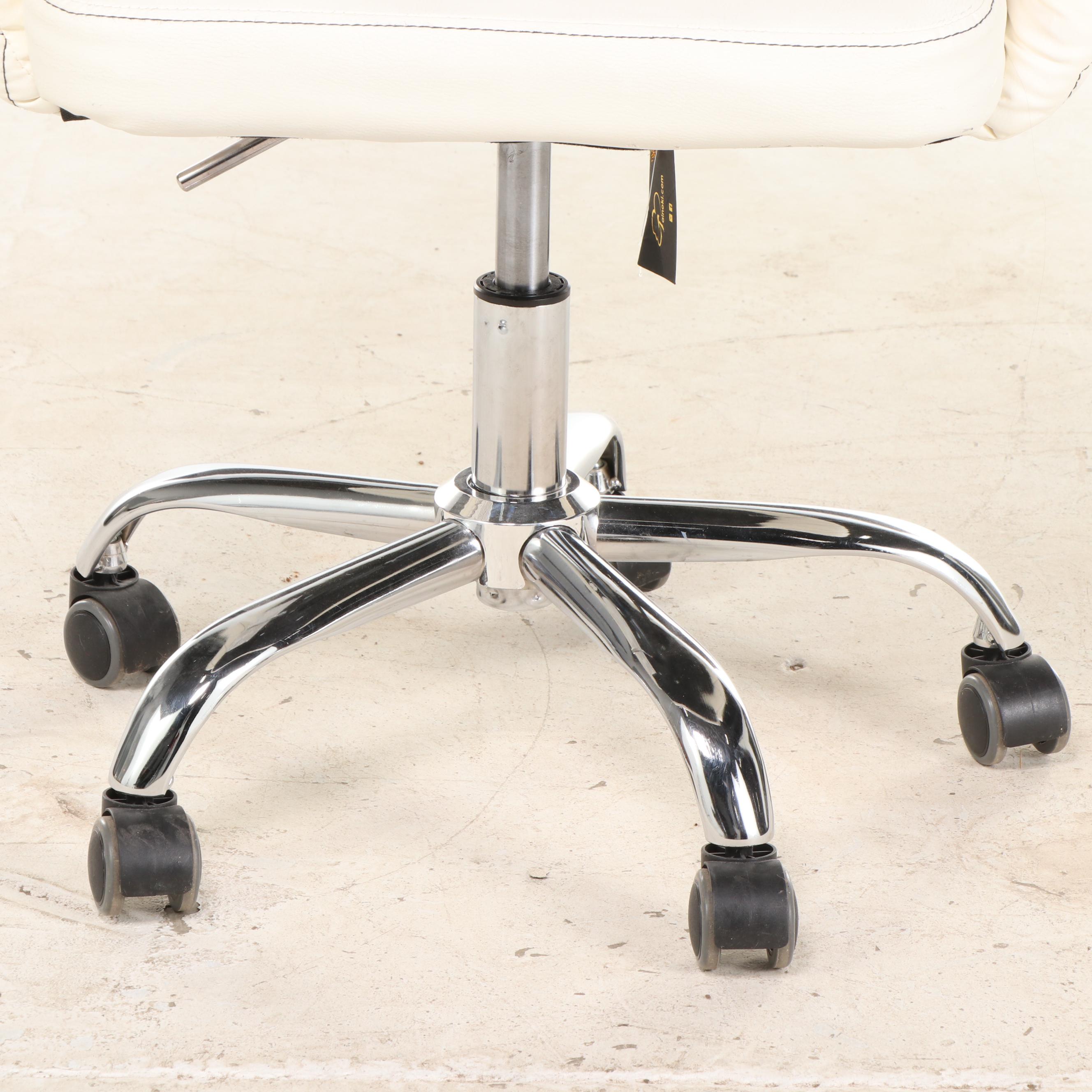 Tainoki Fine Furniture Chrome and Faux-Leather Adjustable Swivel Desk Chair
