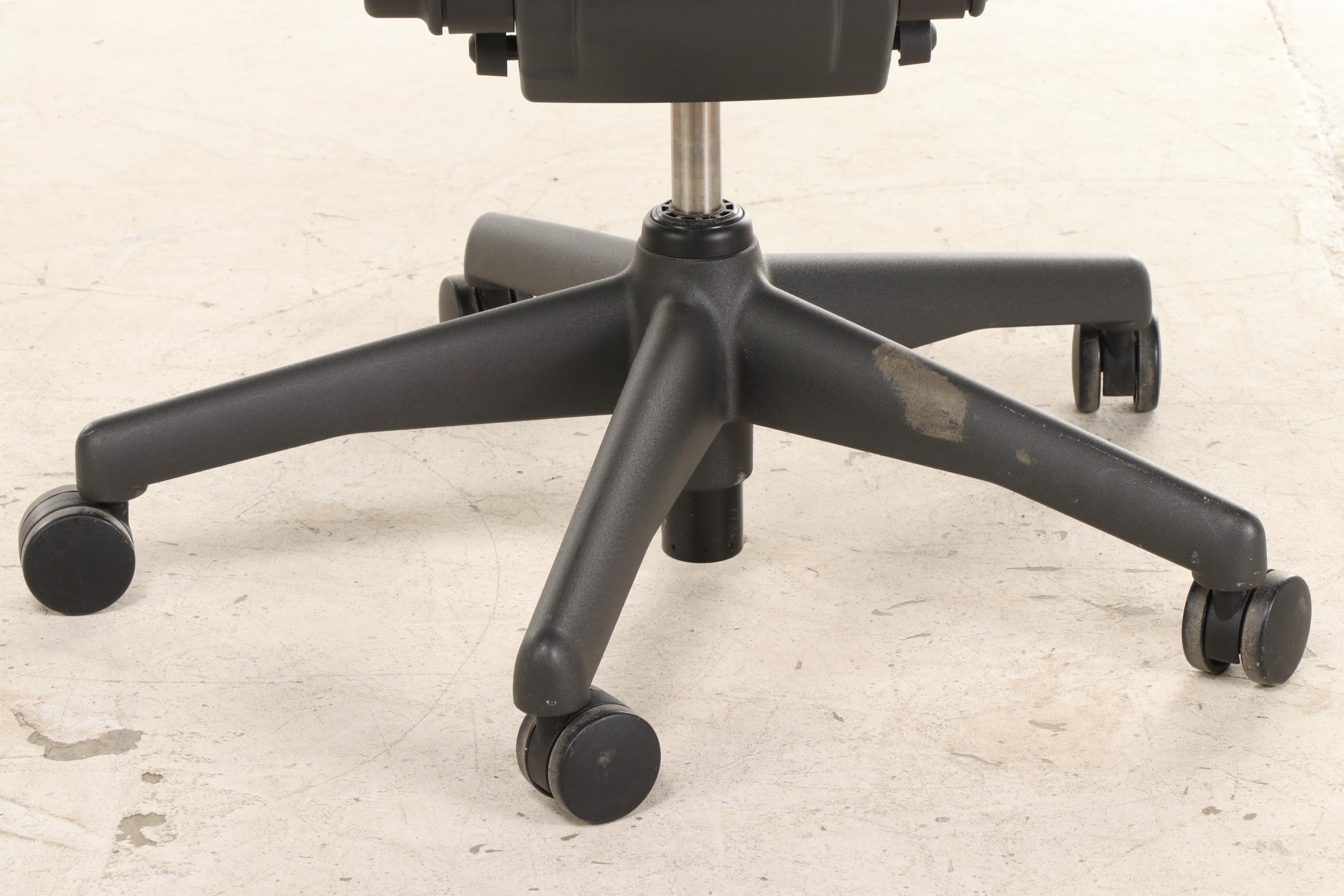 Herman Miller "Aeron" Adjustable Executive Desk Armchair