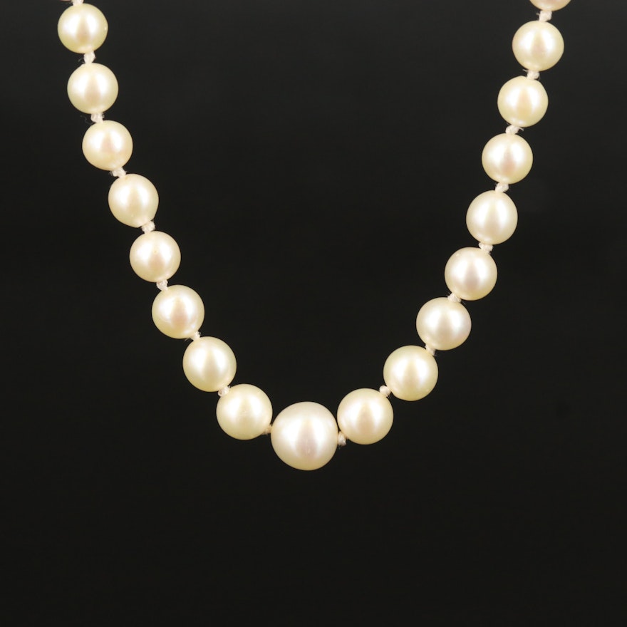 Graduated Pearl Necklace with 14K Clasp