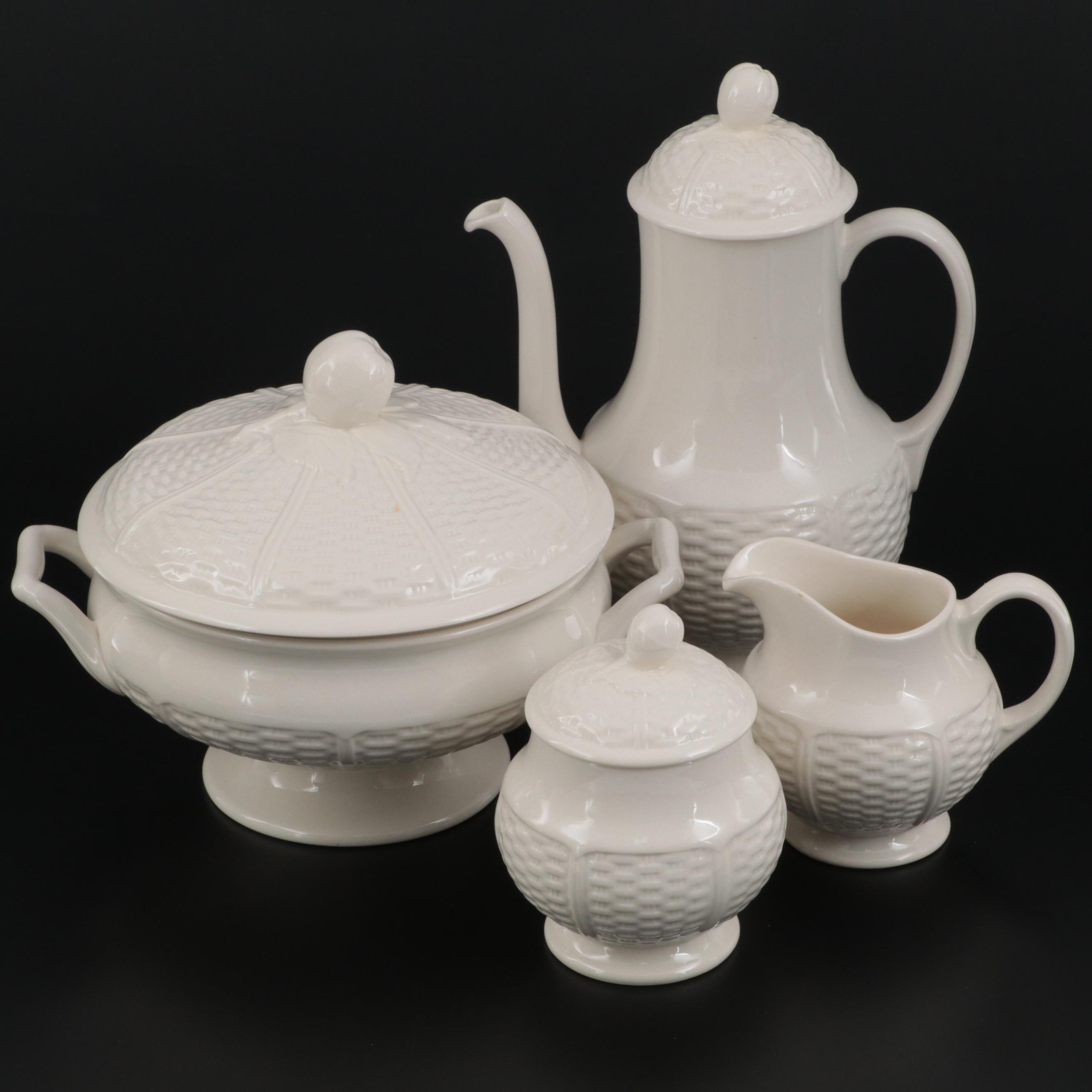Wedgwood "Willow Weave" Bone China Serveware, 1964-1972