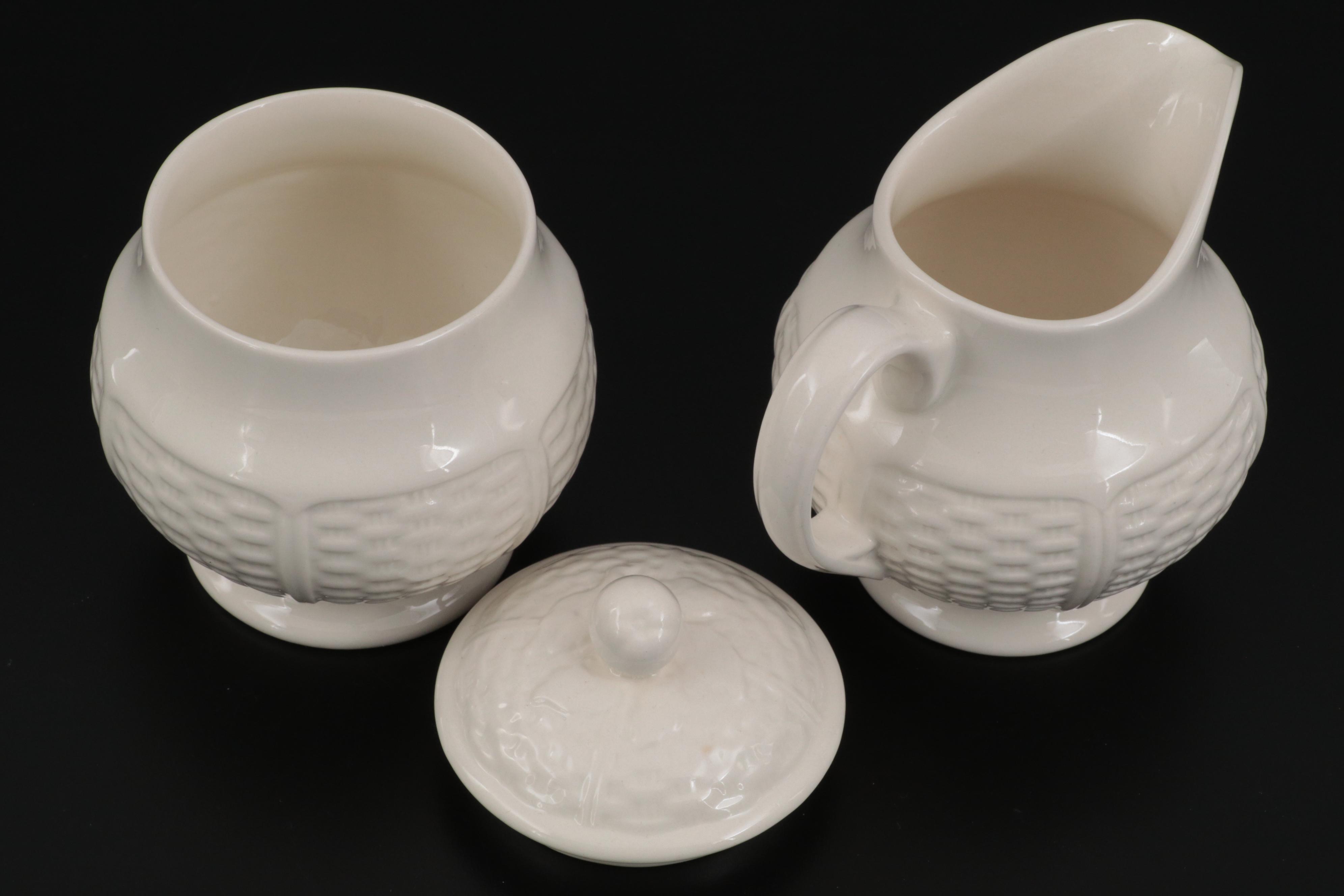 Wedgwood "Willow Weave" Bone China Serveware, 1964-1972