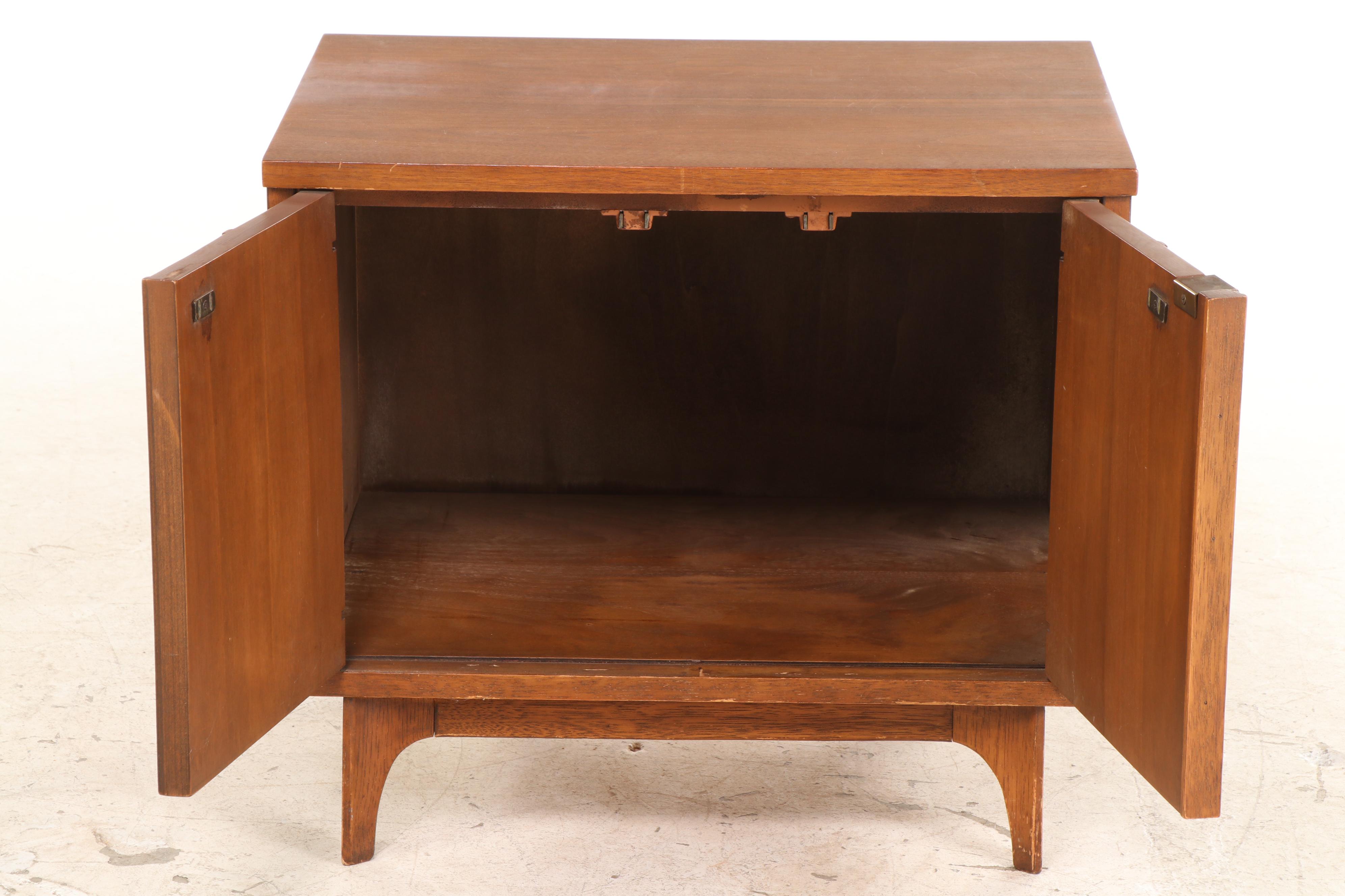 Broyhill "Brasilia" Mid Century Modern Walnut Nightstand