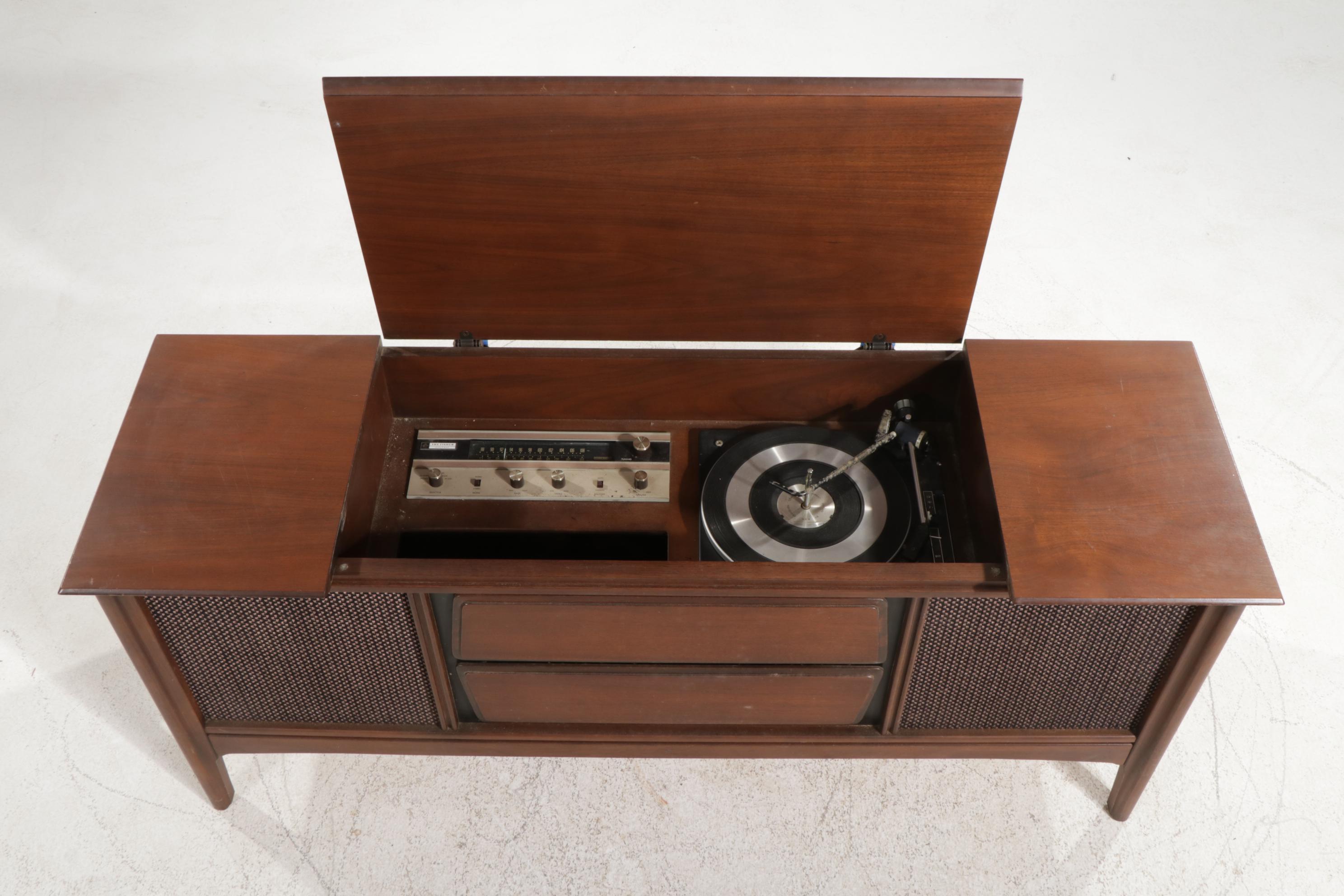 Fisher Diplomat Record Changer and Radio in Mid Century Modern Walnut Cabinet