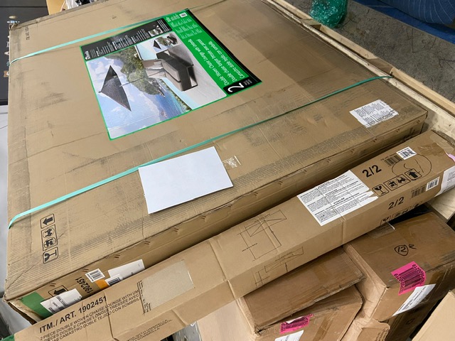 Agio "McKenzy" Resin Wicker Double Chaise Lounge with Umbrella