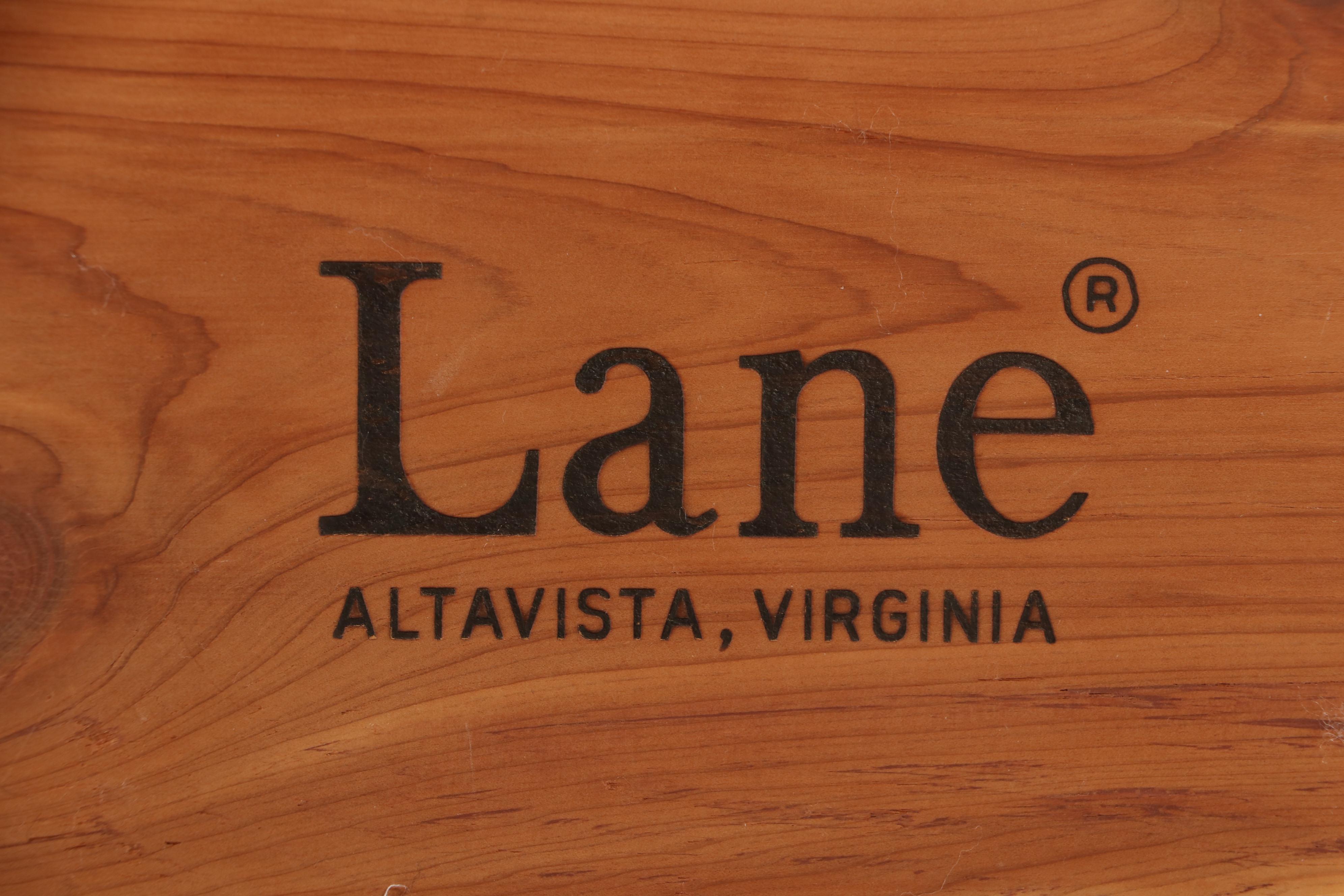 Lane "Aroma-Tite" Queen Anne Style Cherrywood and Cedar Chest, Late 20th Century