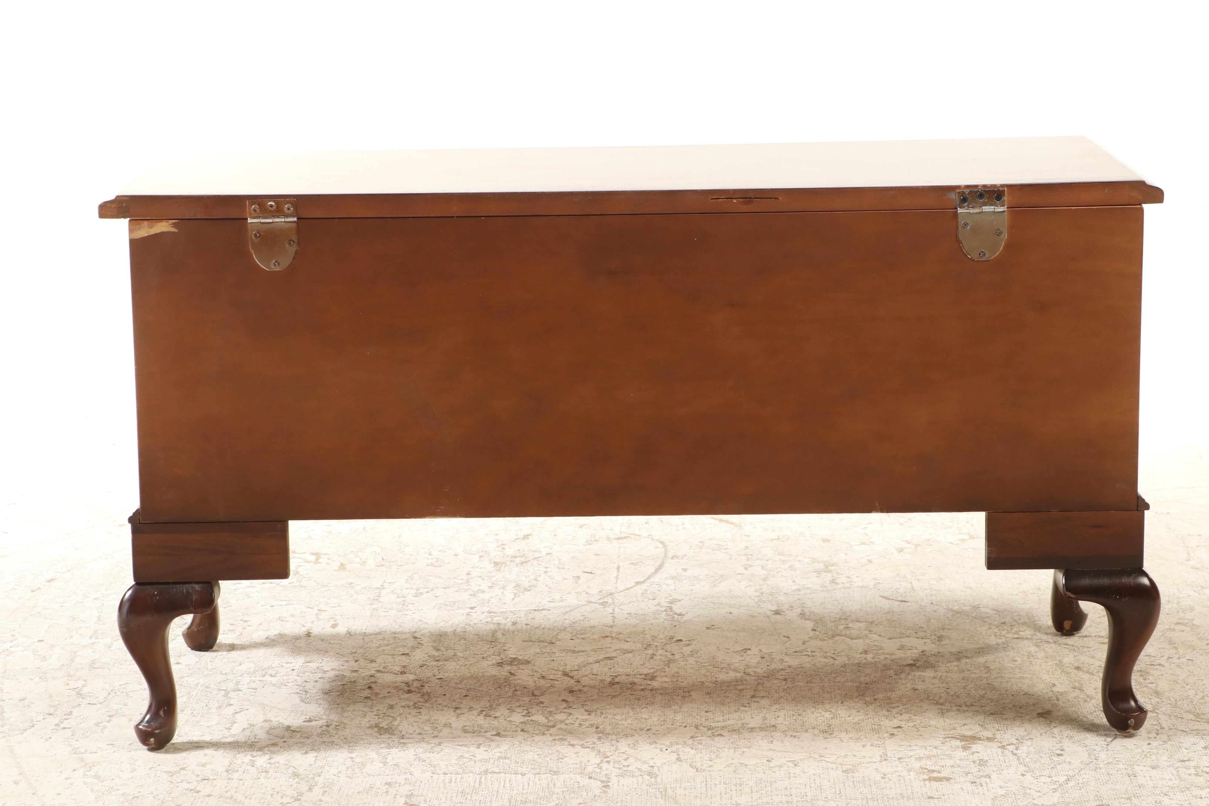 Lane "Aroma-Tite" Queen Anne Style Cherrywood and Cedar Chest, Late 20th Century