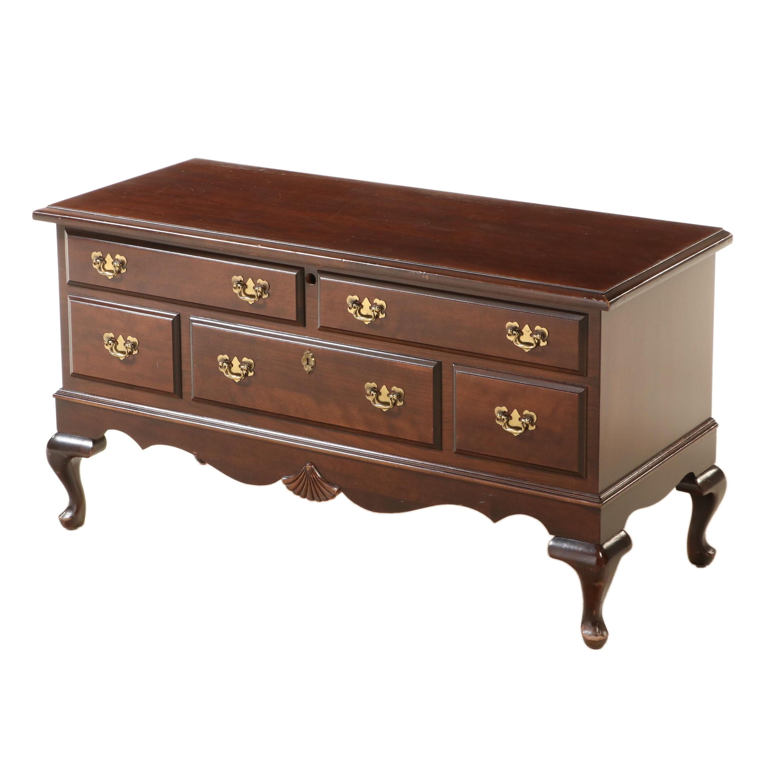 Lane "Aroma-Tite" Queen Anne Style Cherrywood and Cedar Chest, Late 20th Century