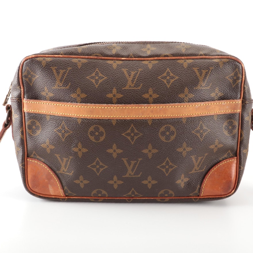 Louis Vuitton Trocadéro 27 Crossbody Bag in Monogram Canvas