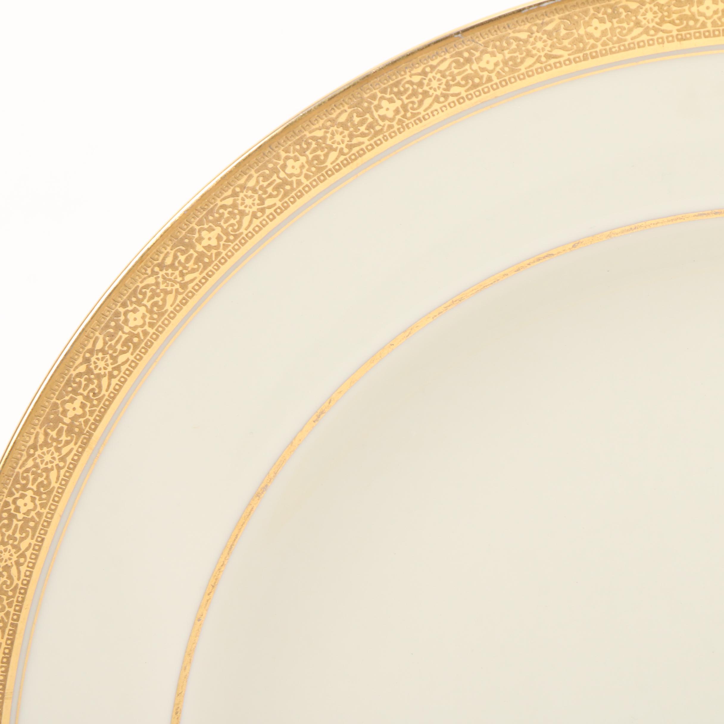 Haviland Limoges Bone China Dinnerware Set, Mid to Late 20th C.