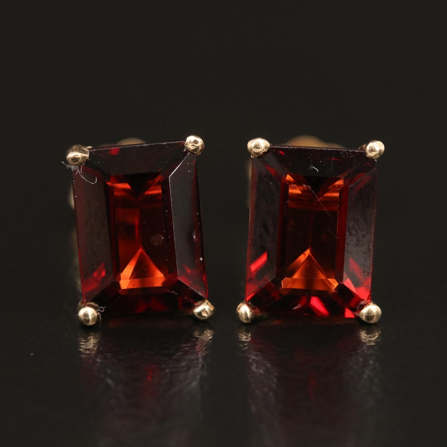 14K Garnet Stud Earrings