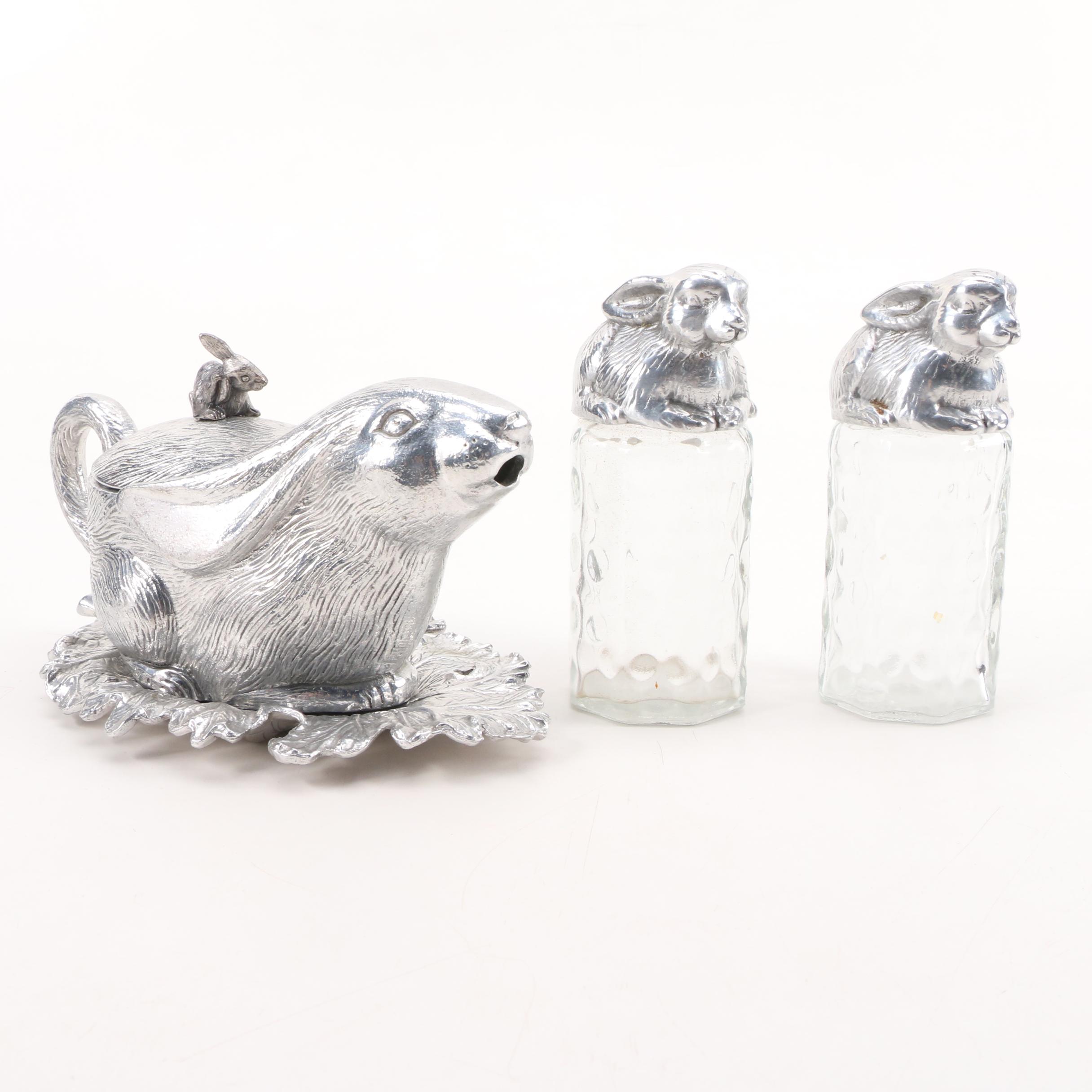 Williams-Sonoma "Damask Bunny" Porcelain Dinnerware with Arthur Court Tableware