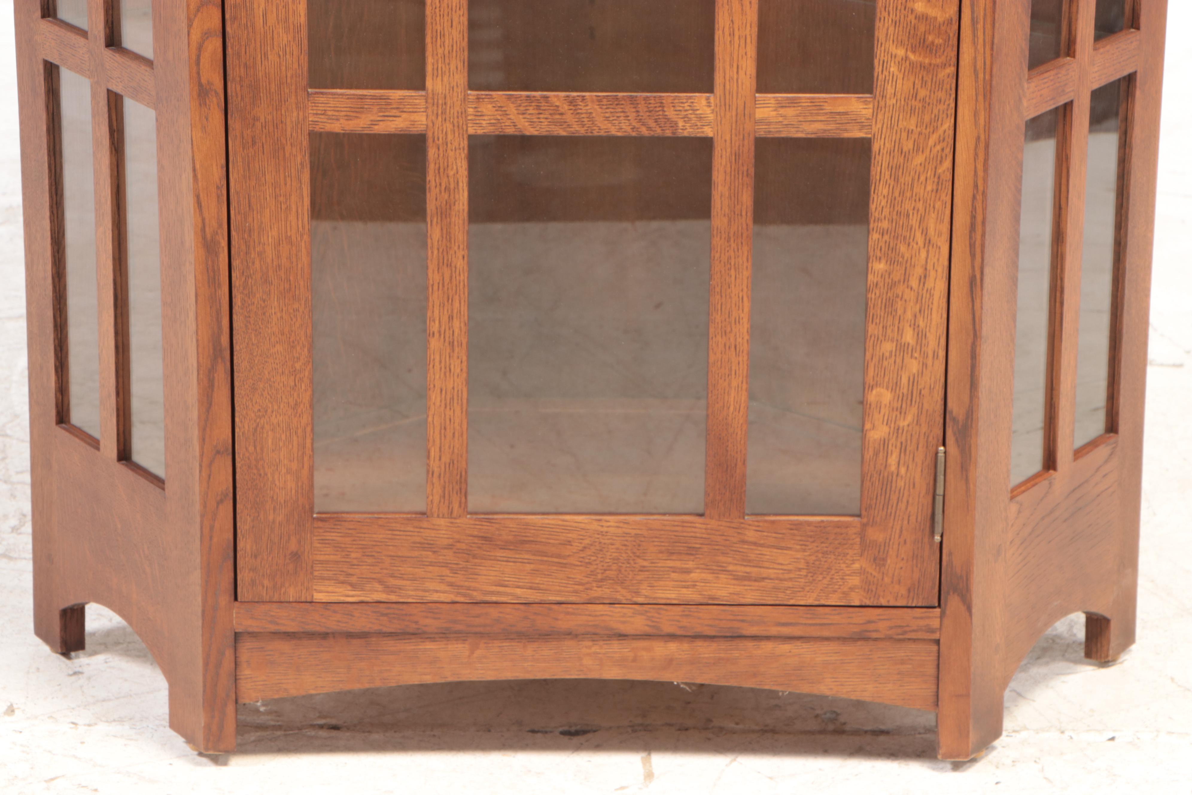 Stickley, Arts and Crafts Style Oak Corner Cabinet