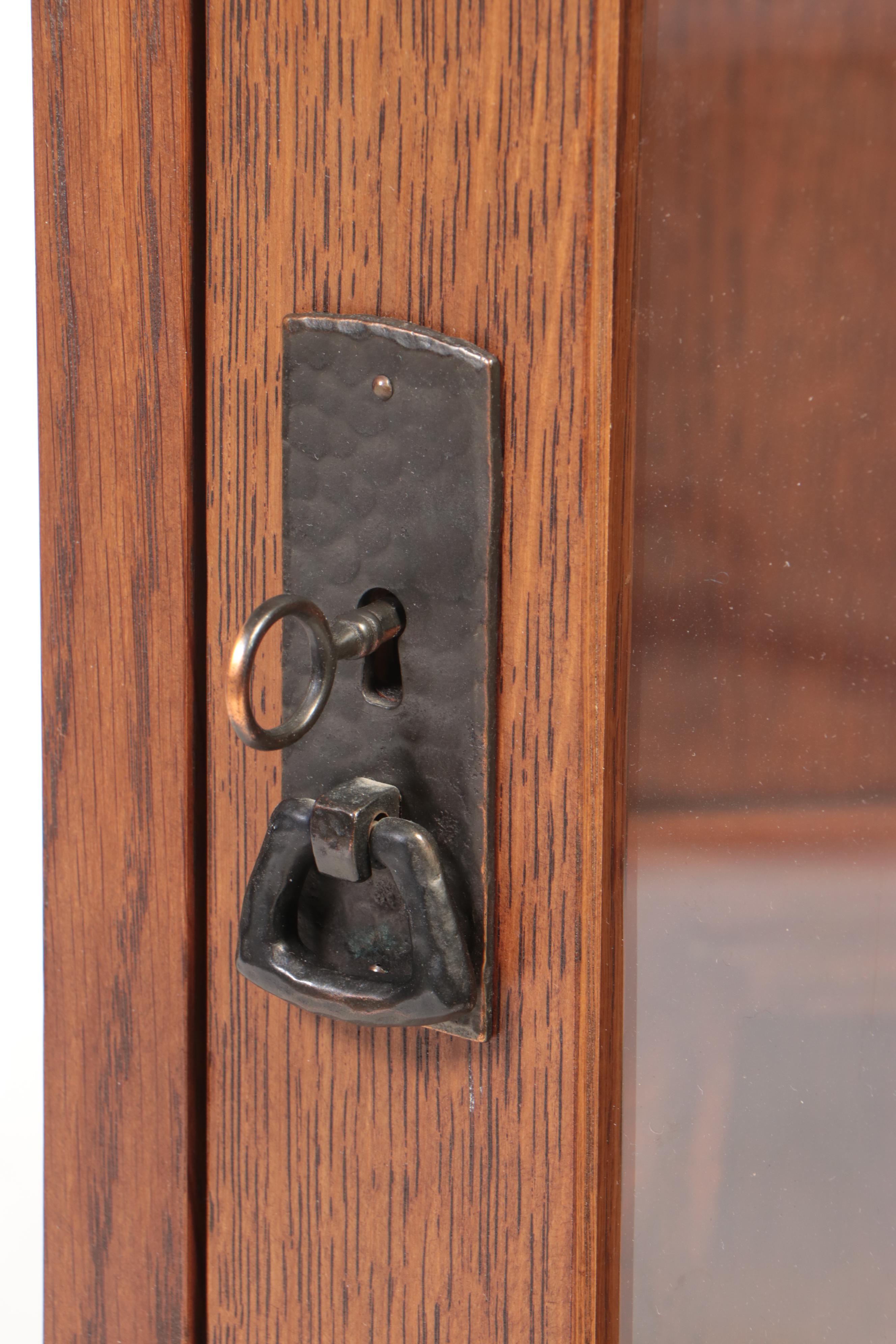 Stickley, Arts and Crafts Style Oak Corner Cabinet