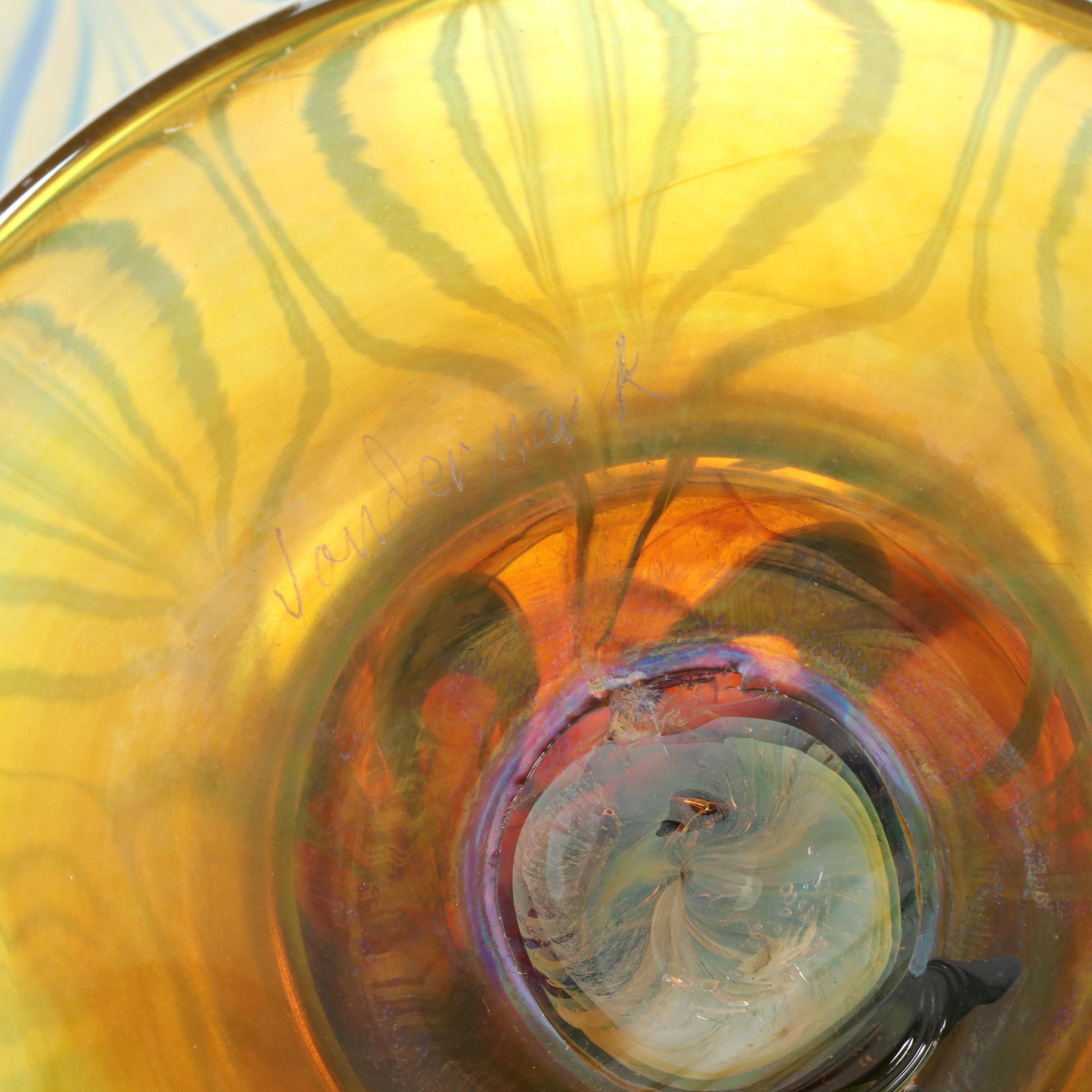 Vandermark Merritt Fluted Iridescent Pulled Feather Studio Art Glass Vase