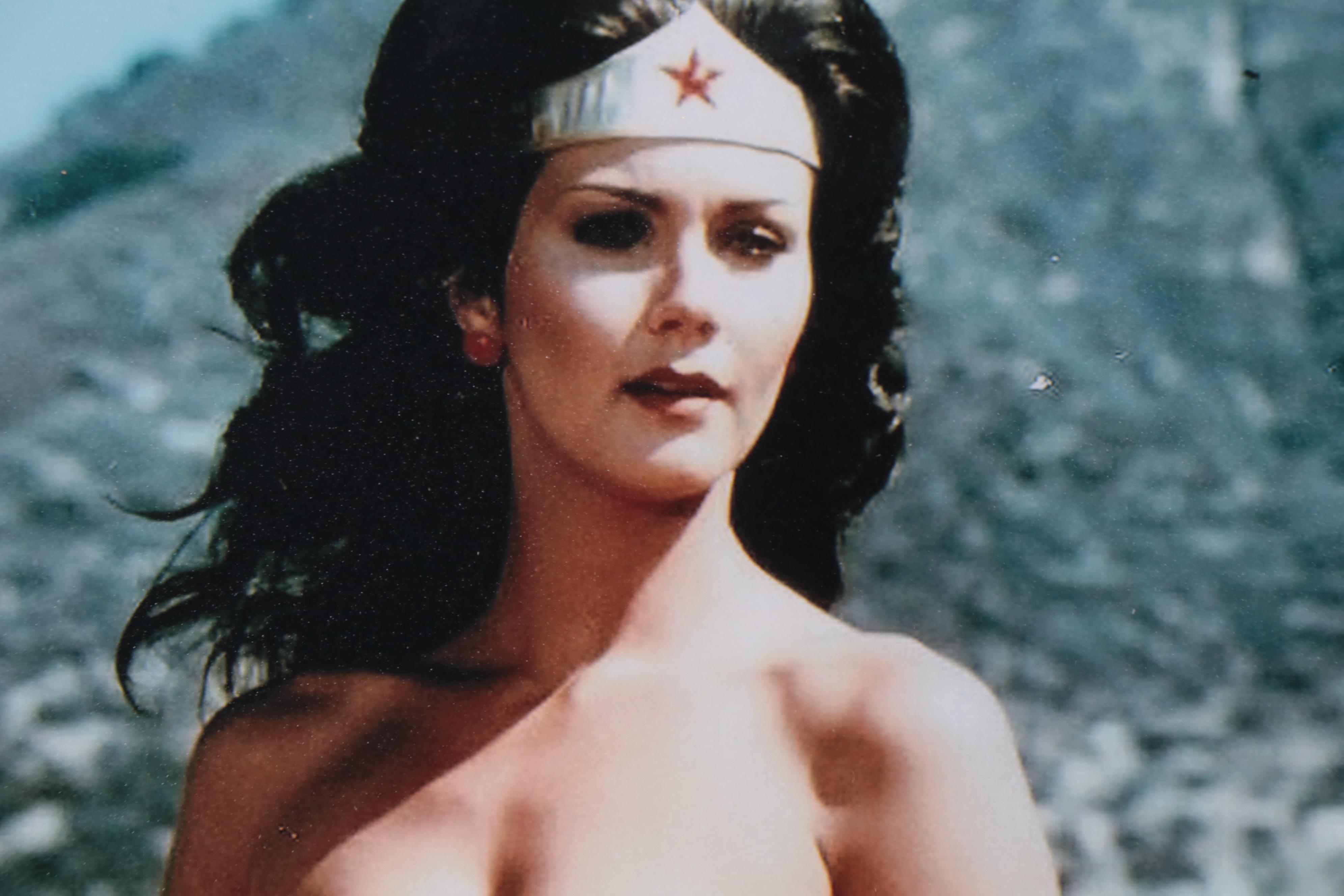 Lynda Carter "Wonder Woman" Signed Photo, COA