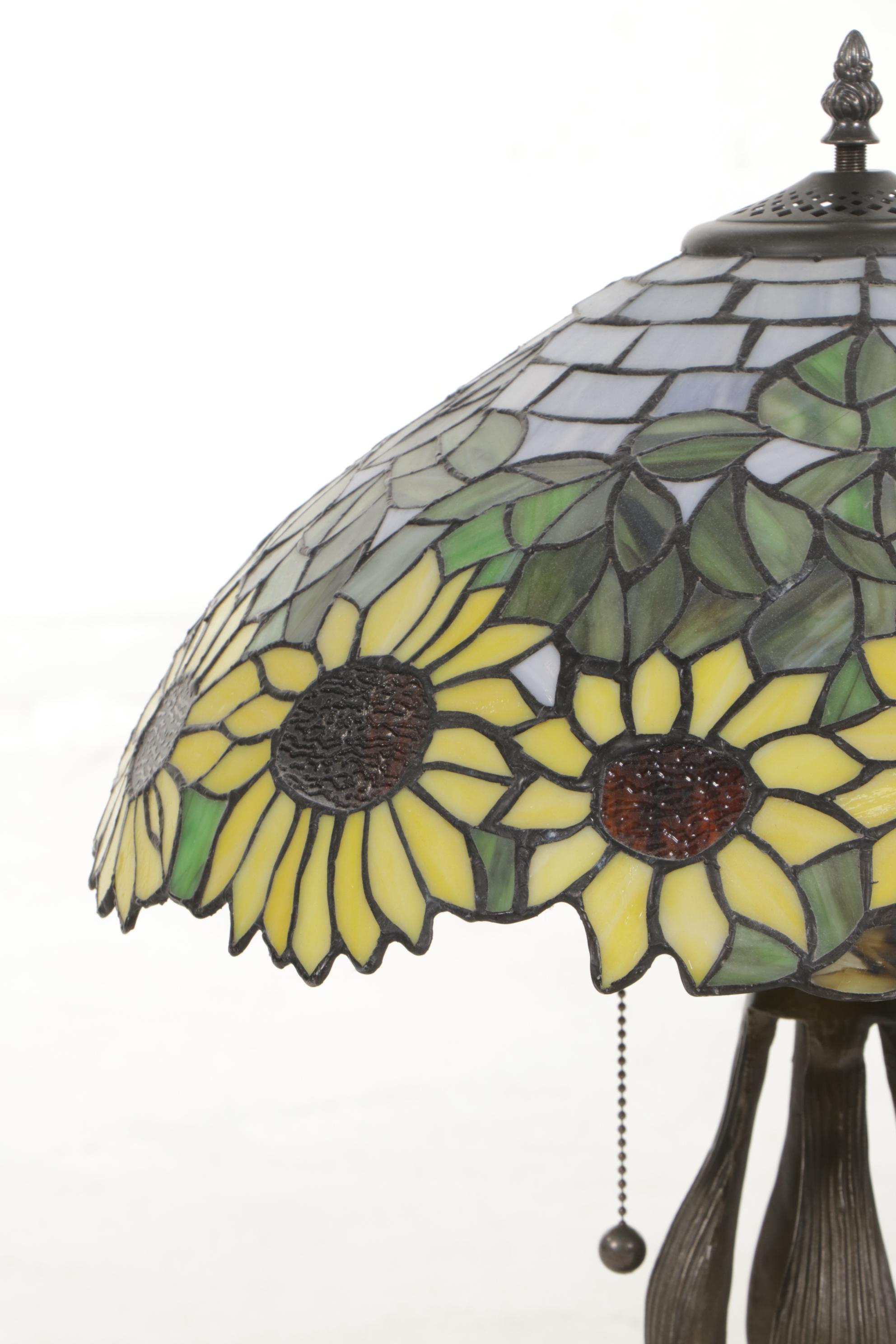 Serena d'italia Slag Glass Sunflower Table Lamp, Contemporary