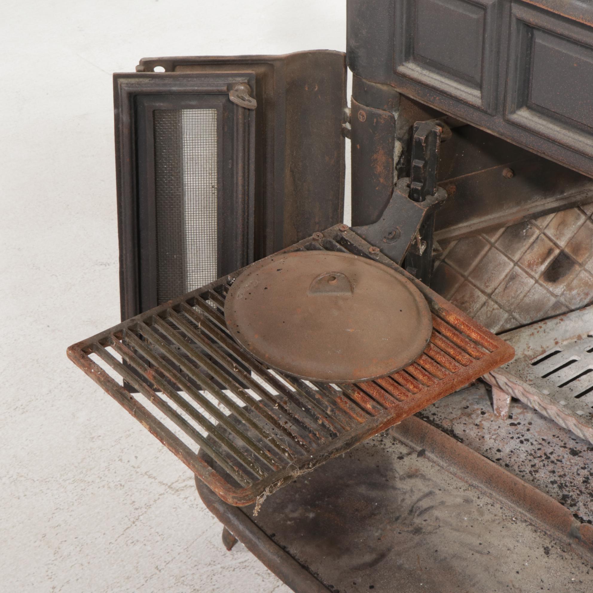 Atlanta Stove Works Model 26 Cast Iron Wood Stove, Early to Mid 20th Century