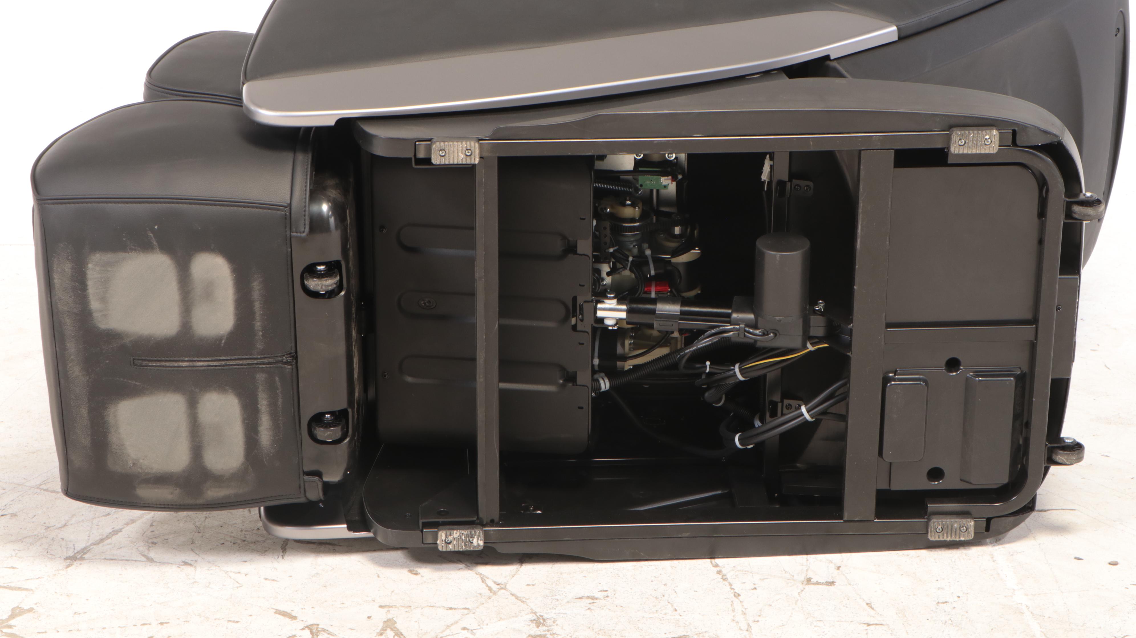 Insignia 2D Zero Gravity Full Body Massage Chair in Black