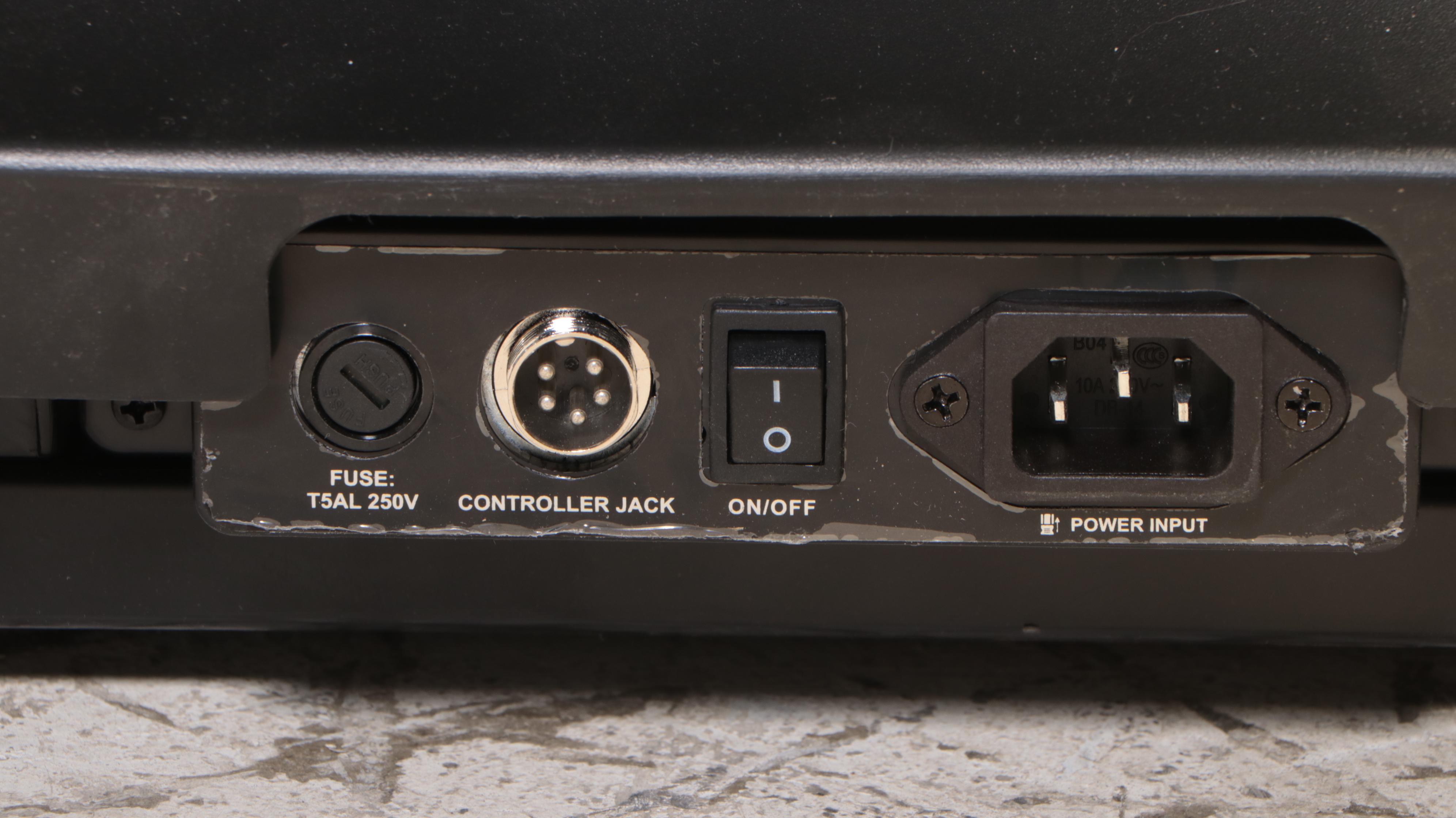 Insignia 2D Zero Gravity Full Body Massage Chair in Black