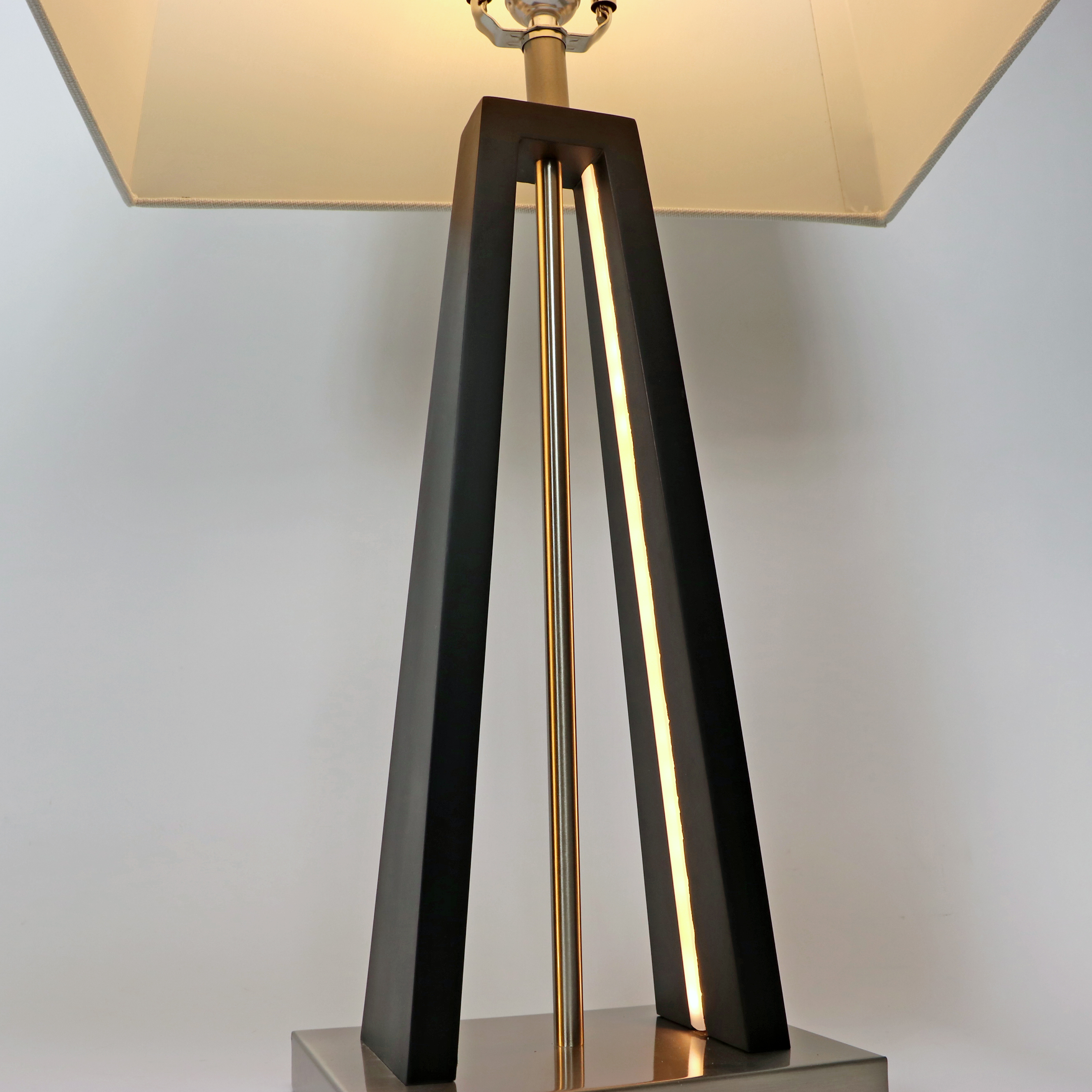 Modern Style Table Lamps with Fabric Shades