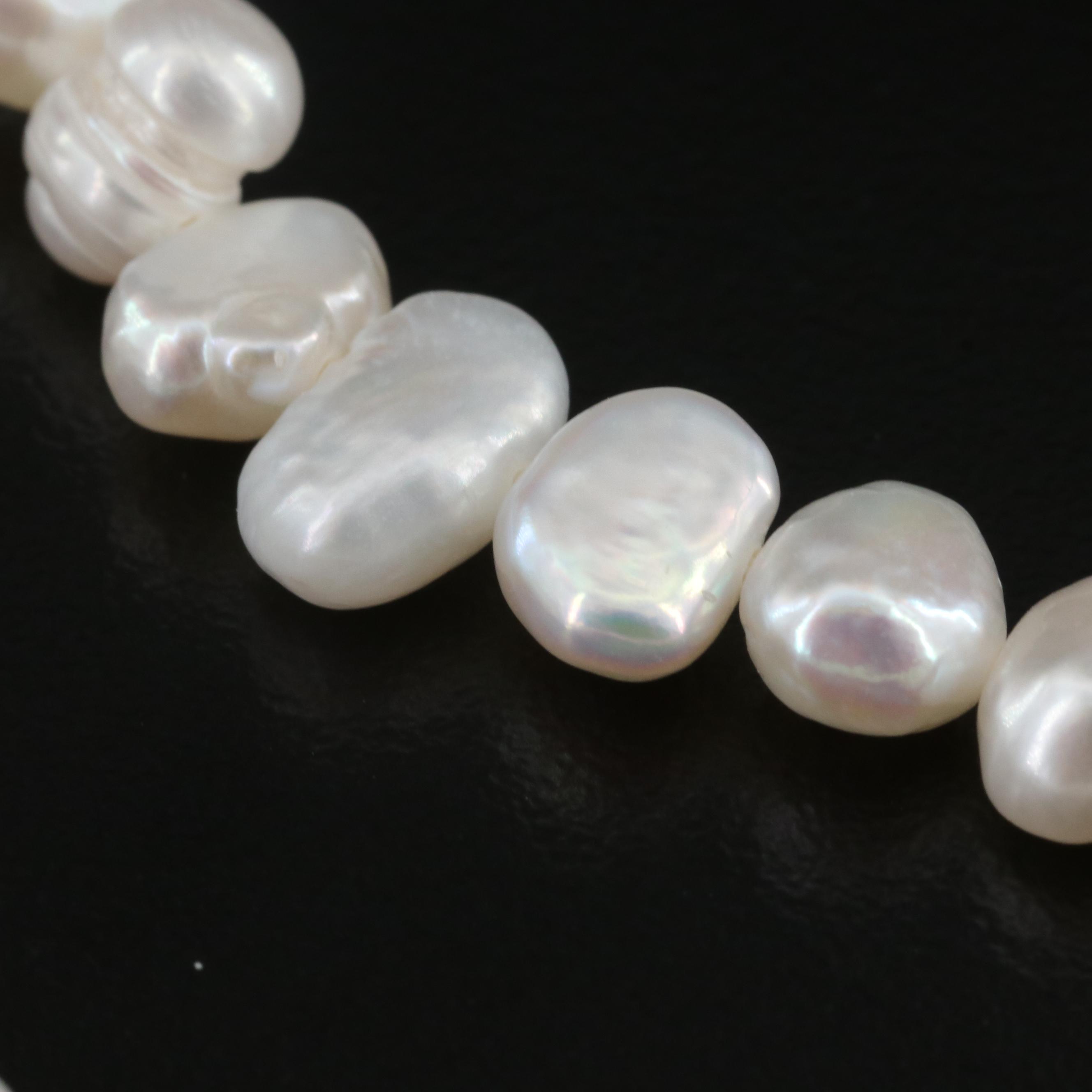 Loose Baroque Pearl Hanks