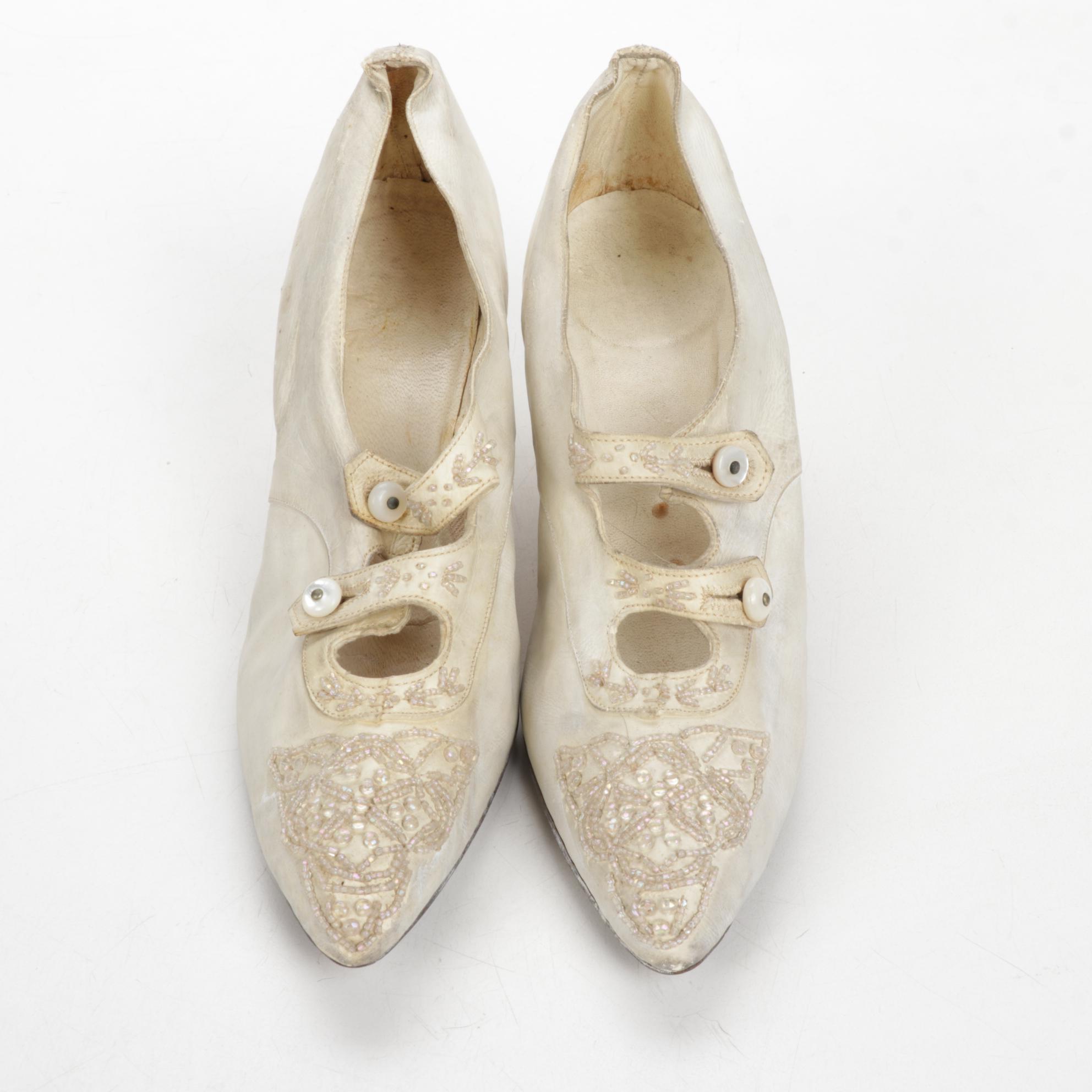 Edwardian Leather Shoes, Raccoon Fur Muff and Asian Vanity Items, Early 20th C.