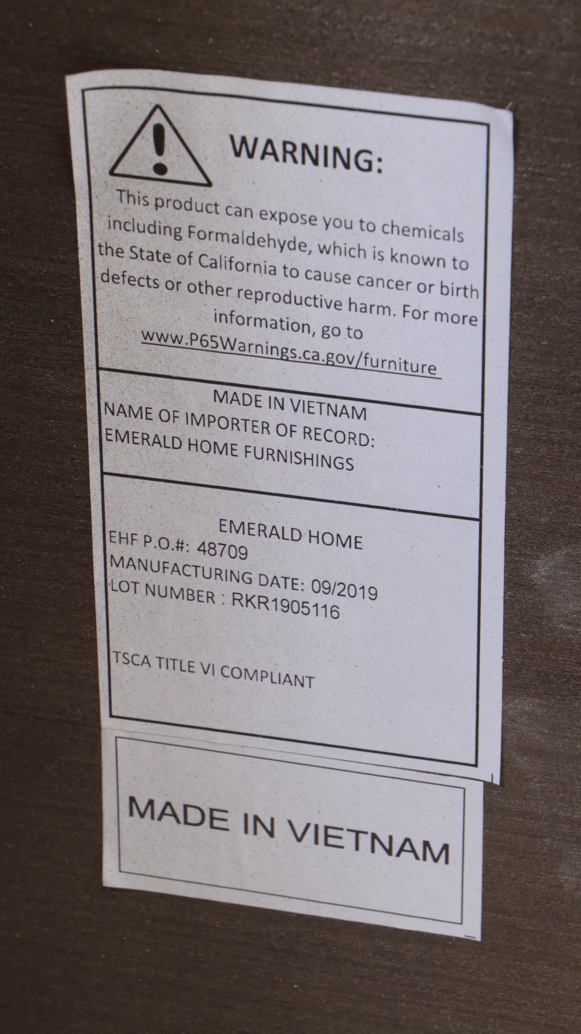 Emerald Home Weathered Gray Oak Dining Table