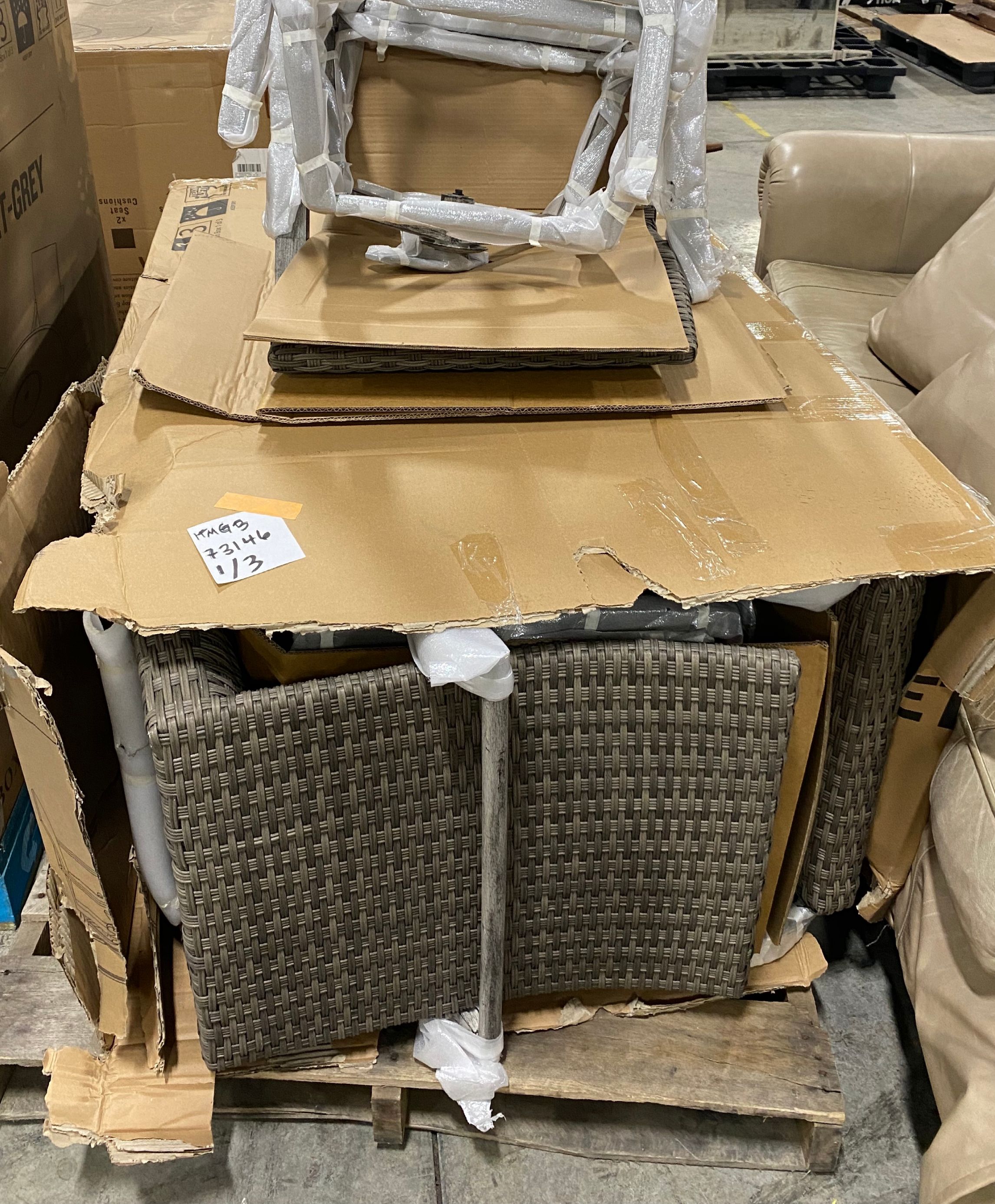 Member's Mark "Homewood" 7-Piece Counter-Height Fire Pit Set