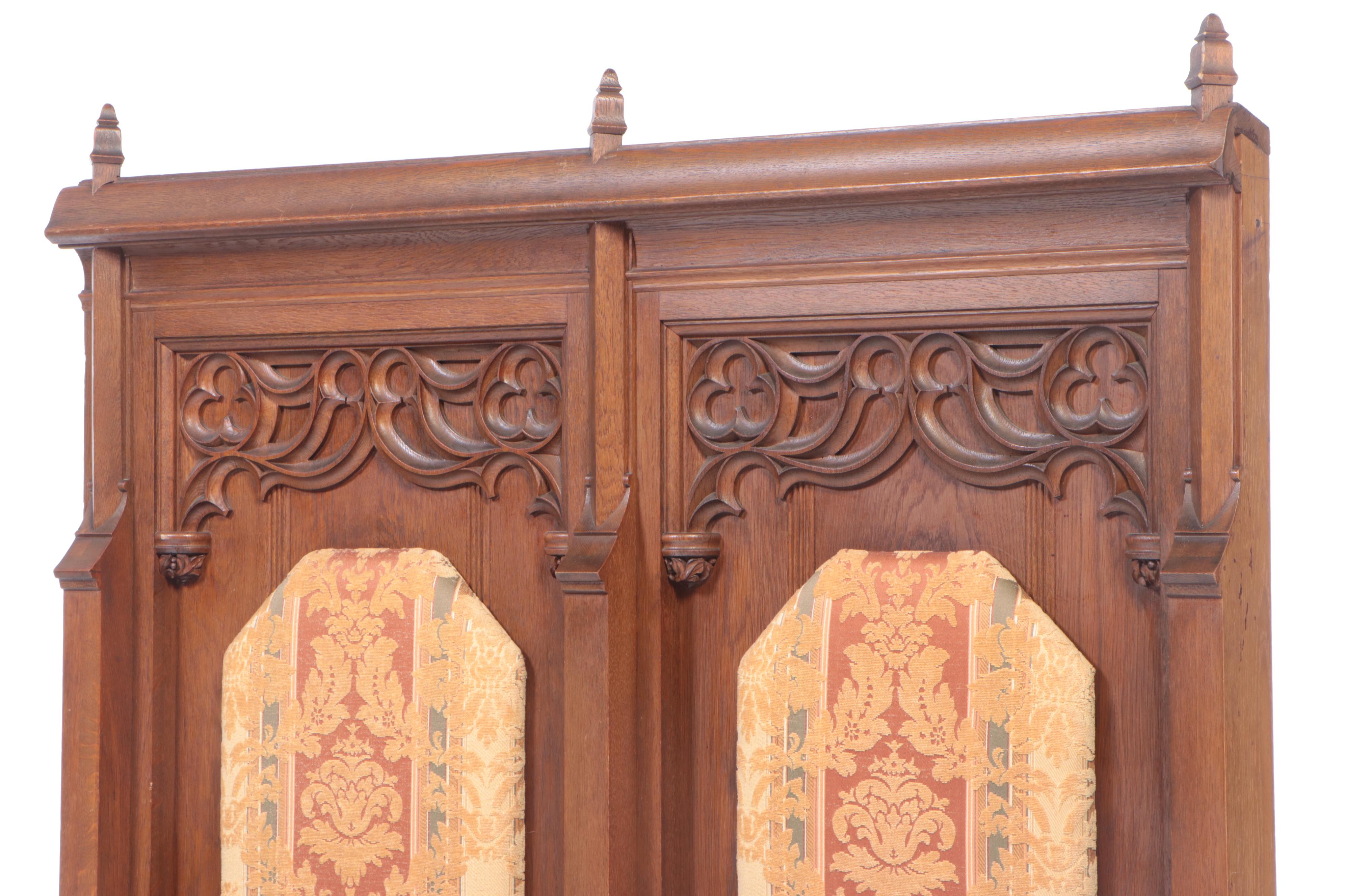 Oak Gothic Style Deacon Bench, Late 19th/Early 20th Century