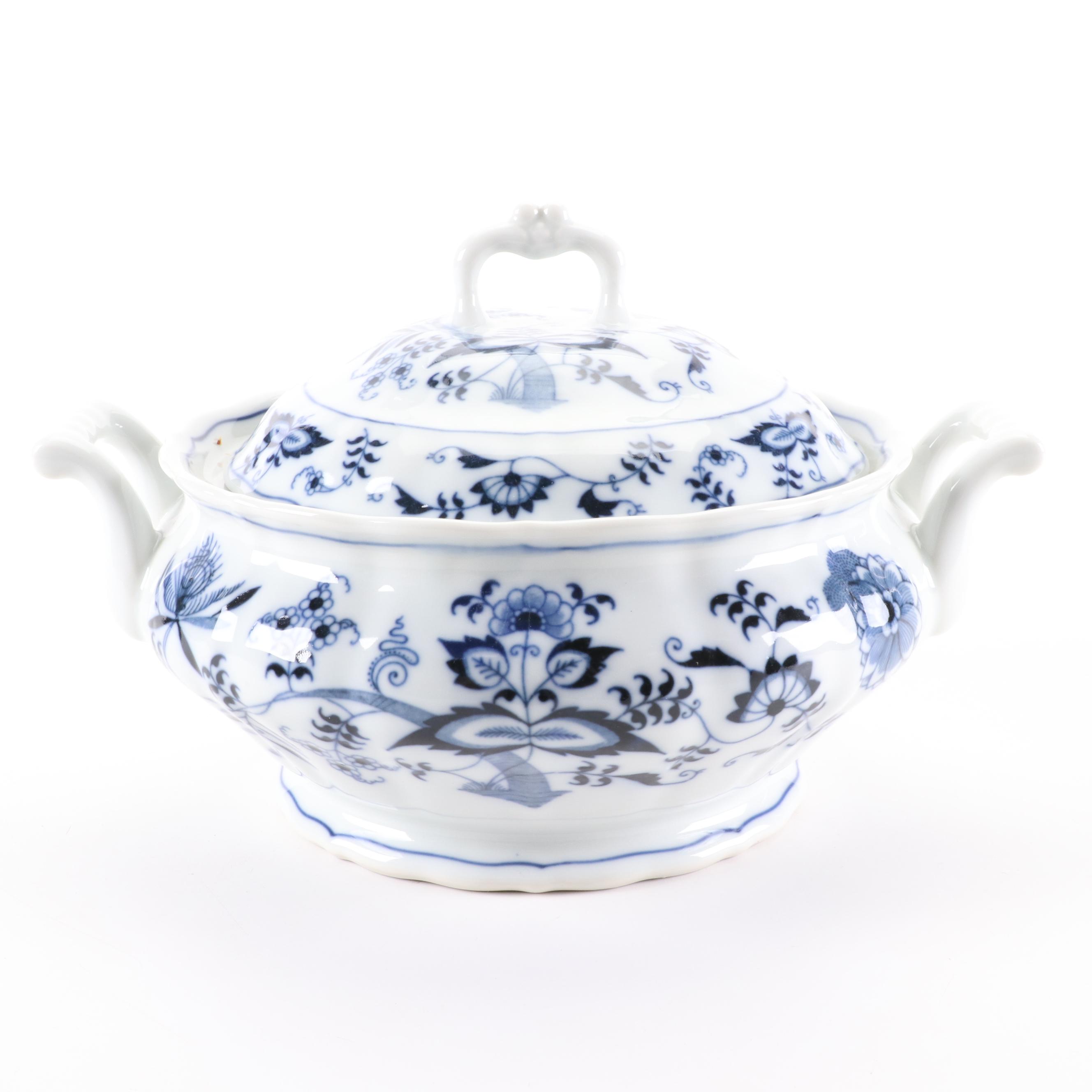 Blue Danube Japan Porcelain Dinnerware, 1951–2000