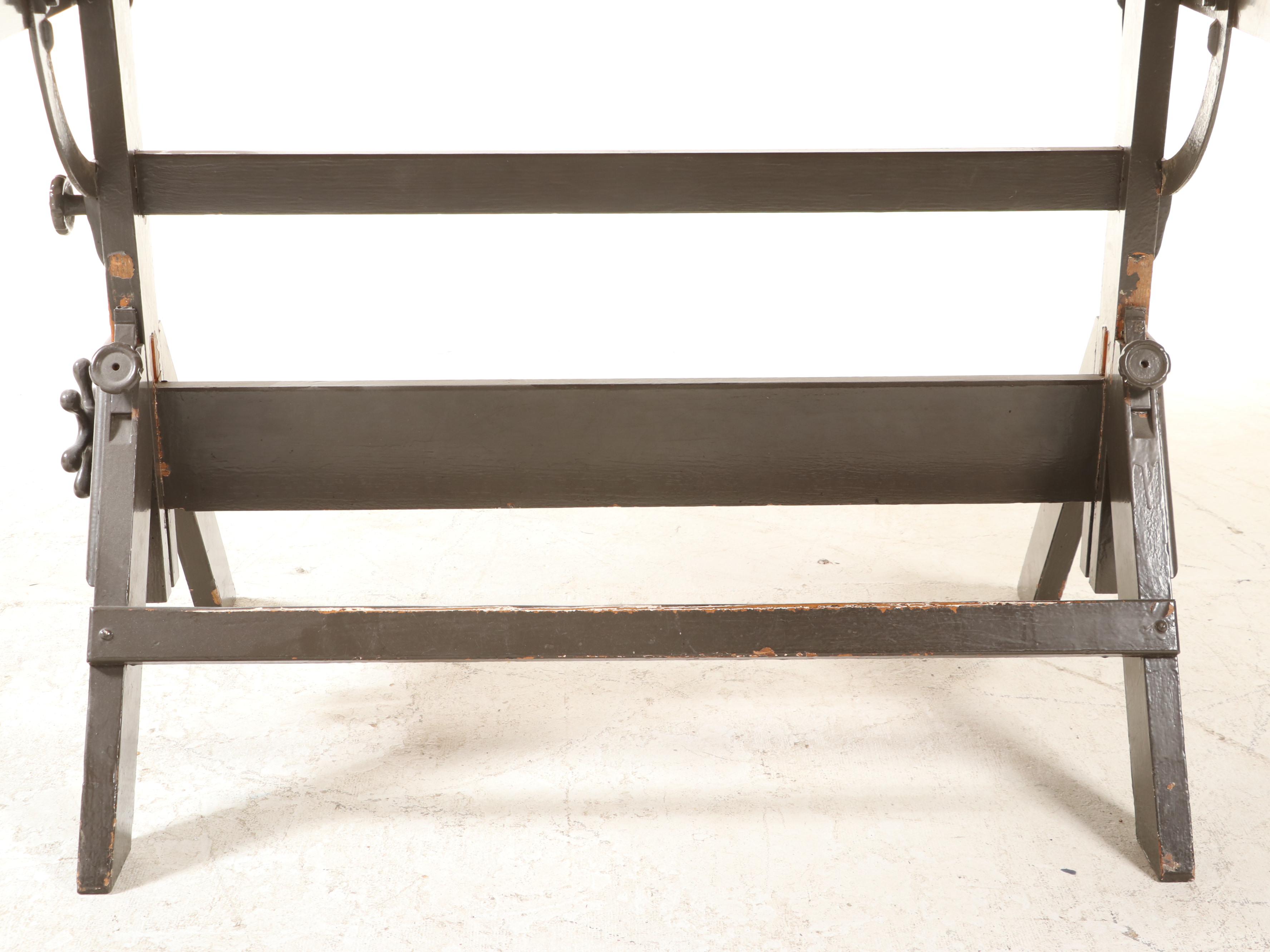 Vemco 612 Drafting Table with Task Light