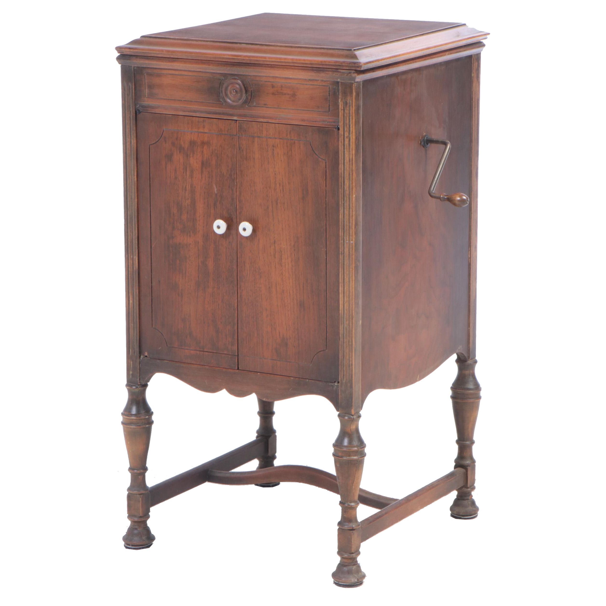 Victor Victrola VV 4-3 Consolette Jacobean Style Phonograph, 1920s