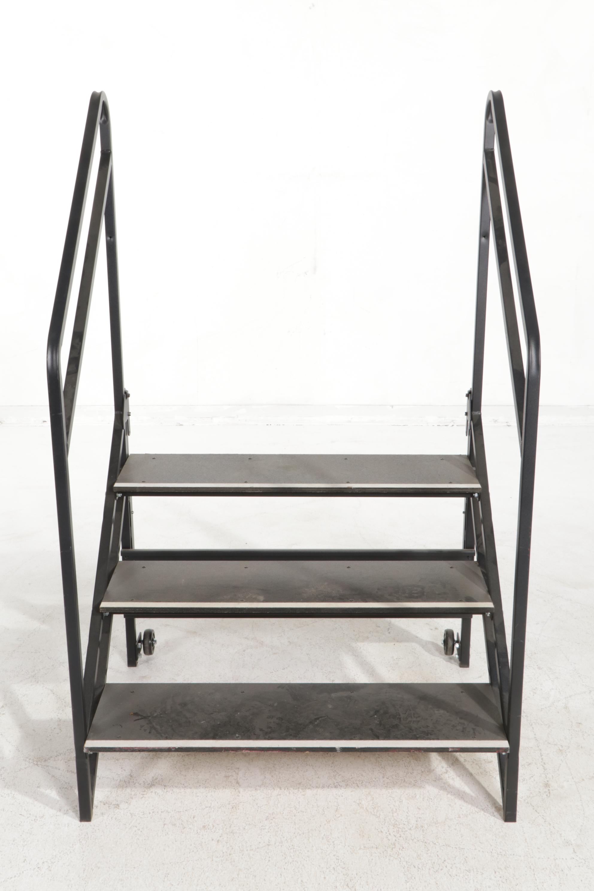Wenger Black Metal Portable Stage Steps