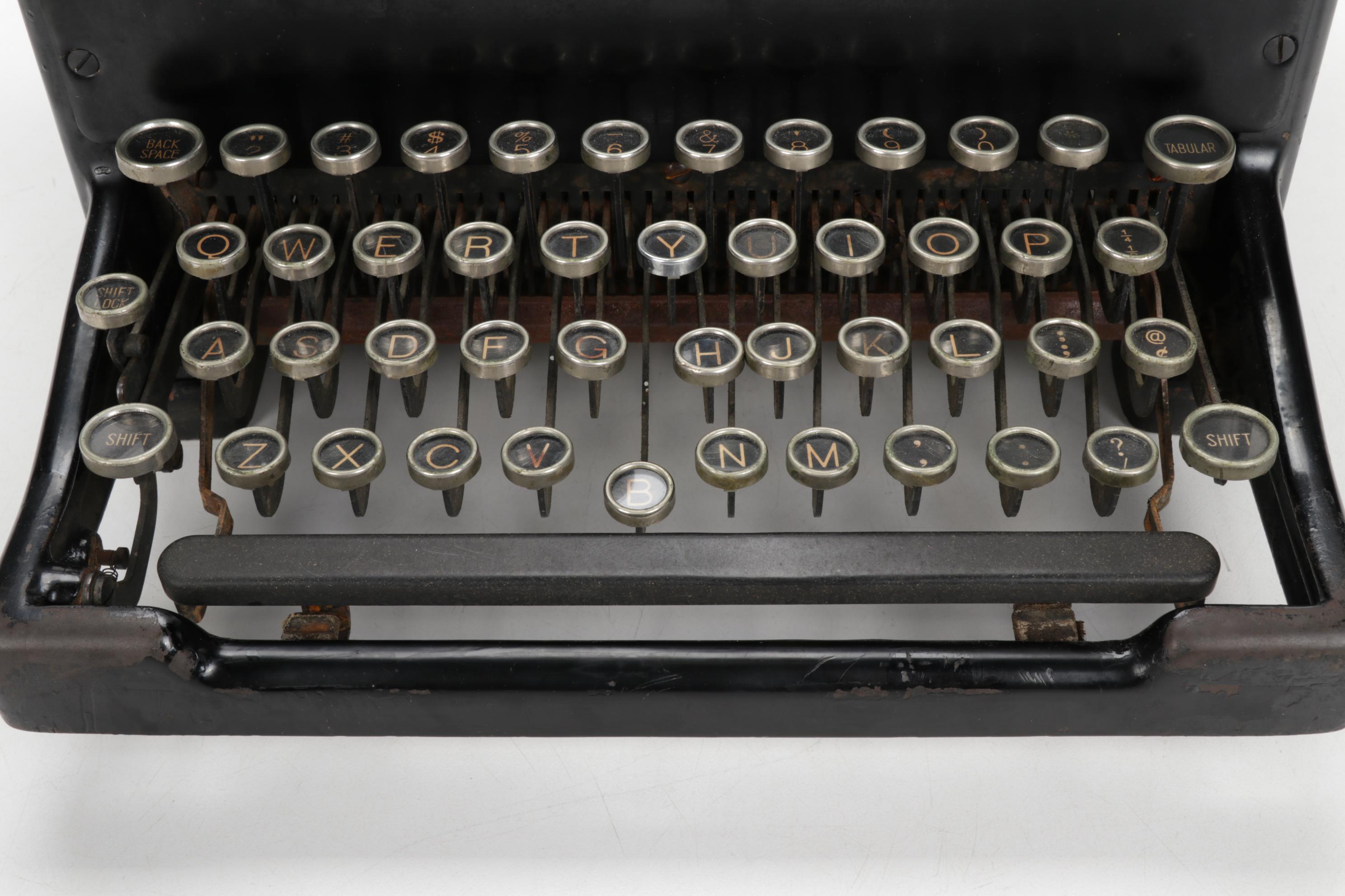 Royal "Model No.10" Typewriter with Glass Side Panels, 1920s
