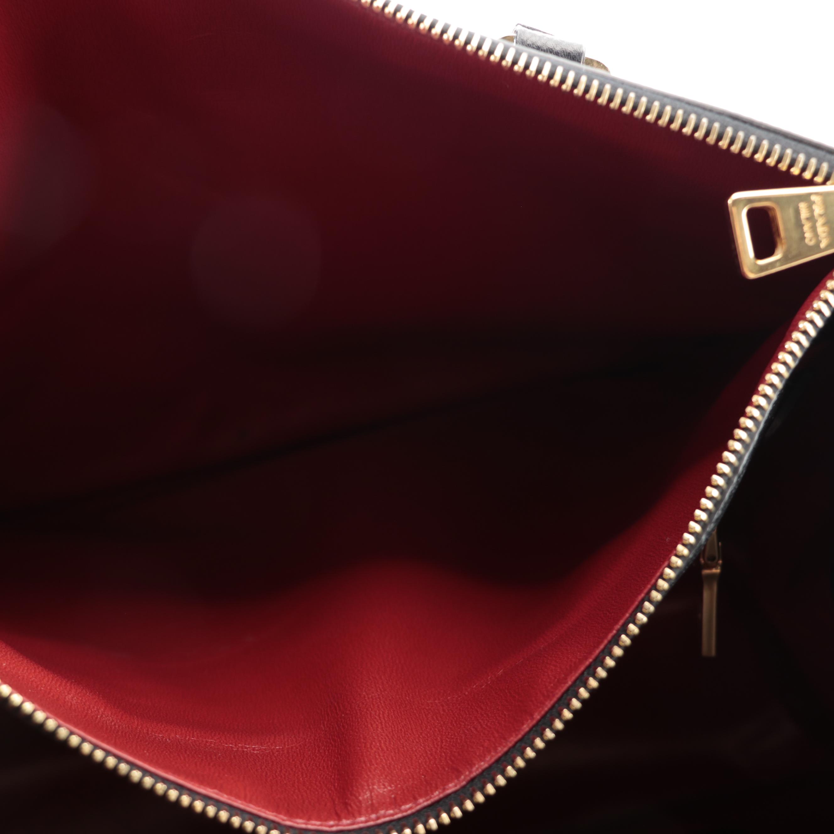 Prada Lux Double-Zip Medium Tote Bag in Black Saffiano Leather