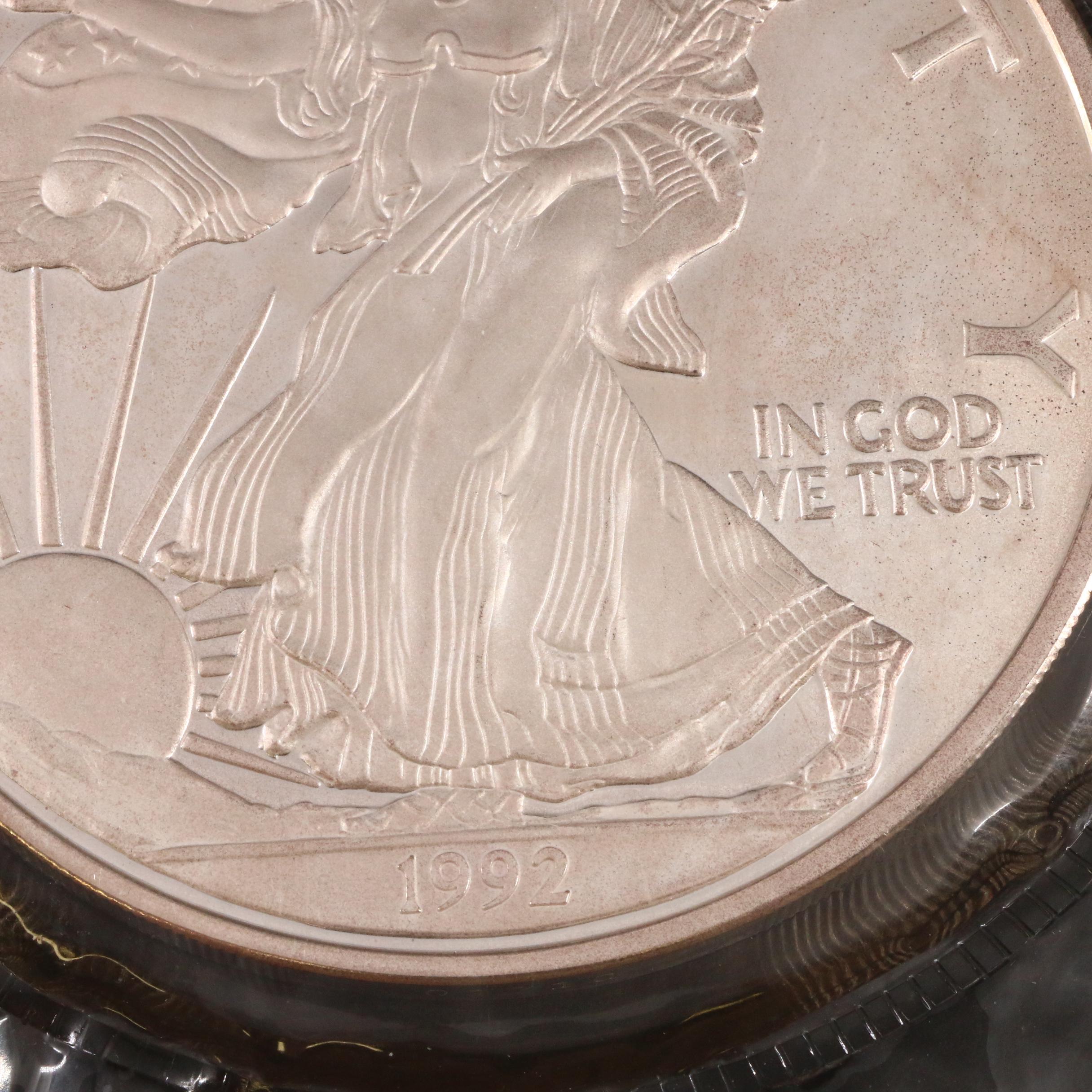1992 Washington Mint "One Pound Silver Eagle" .999 Fine Silver Round