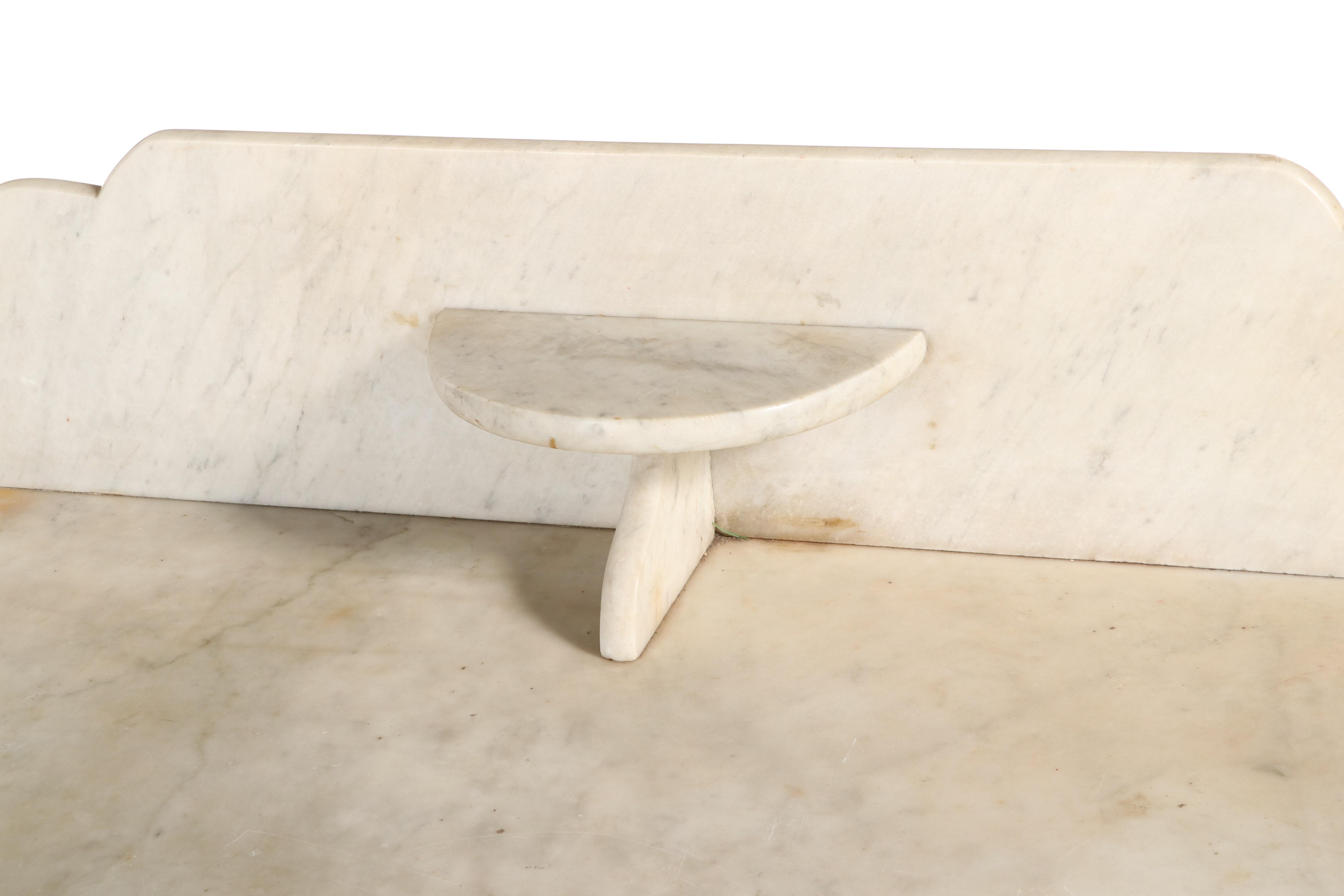 Early Victorian Mahogany and White Marble Washstand, Mid-19th Century