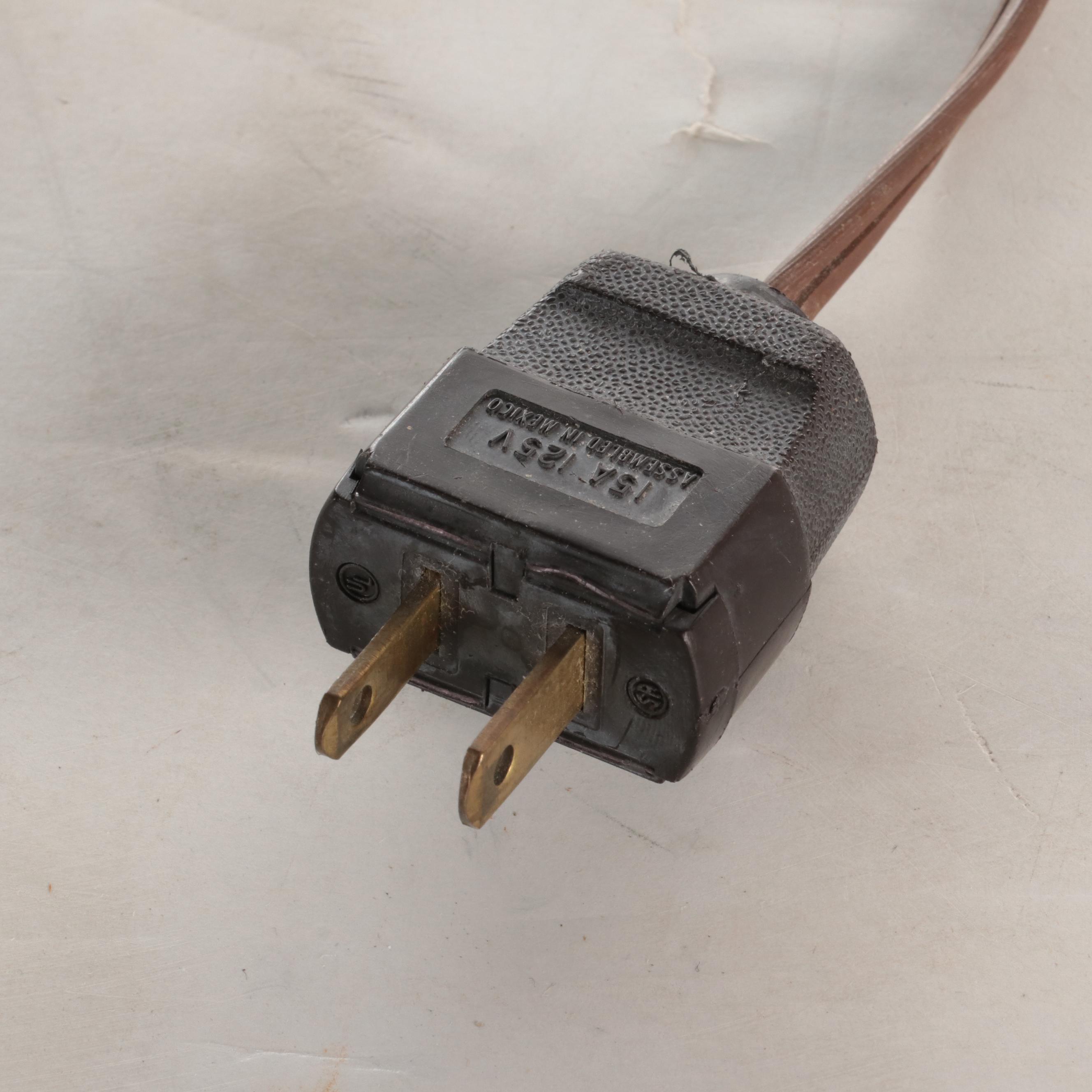 Nessen Enameled Aluminum Mushroom Lamp, Mid/ Late 20th Century