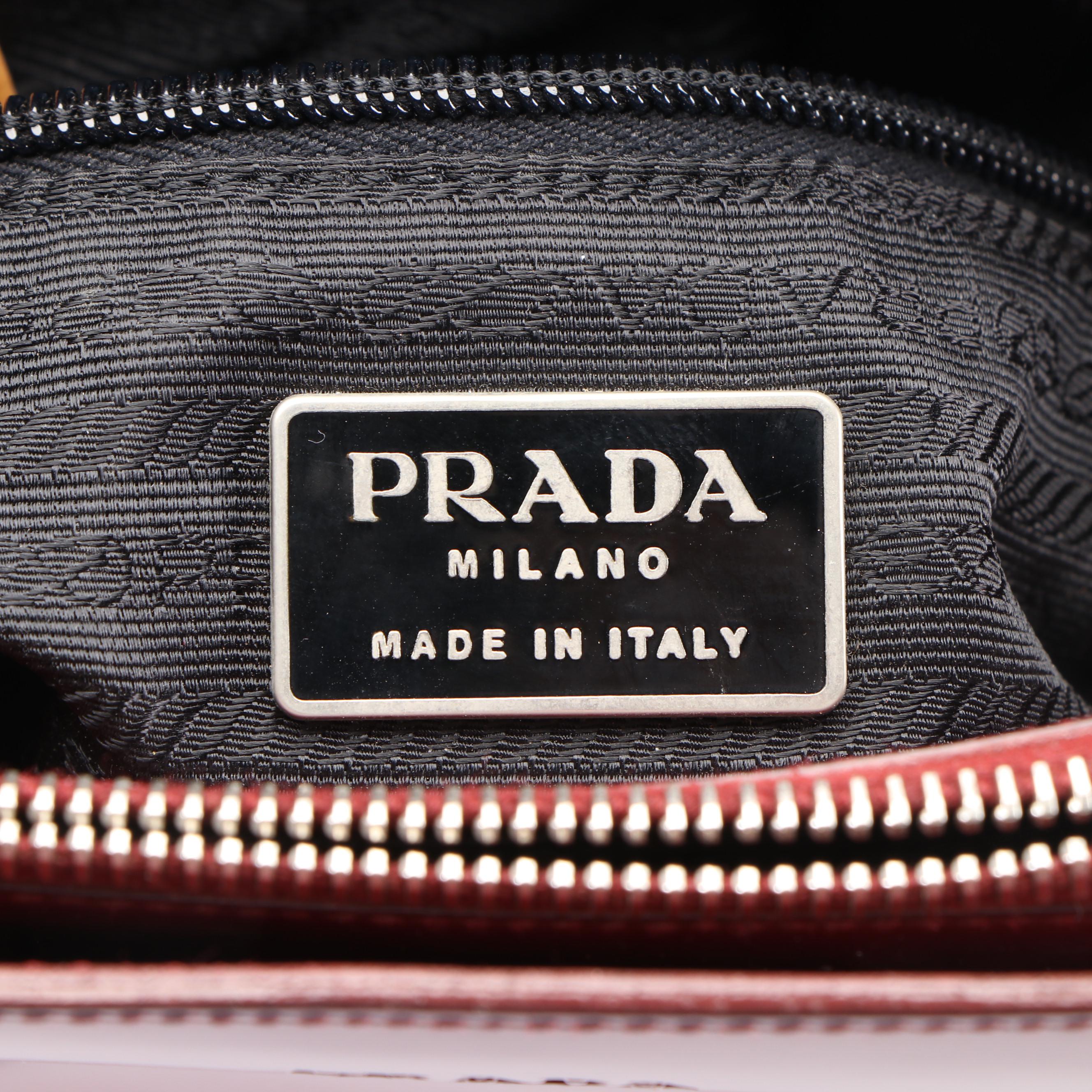 Prada Shoulder Bag in Red Spazzolato Leather