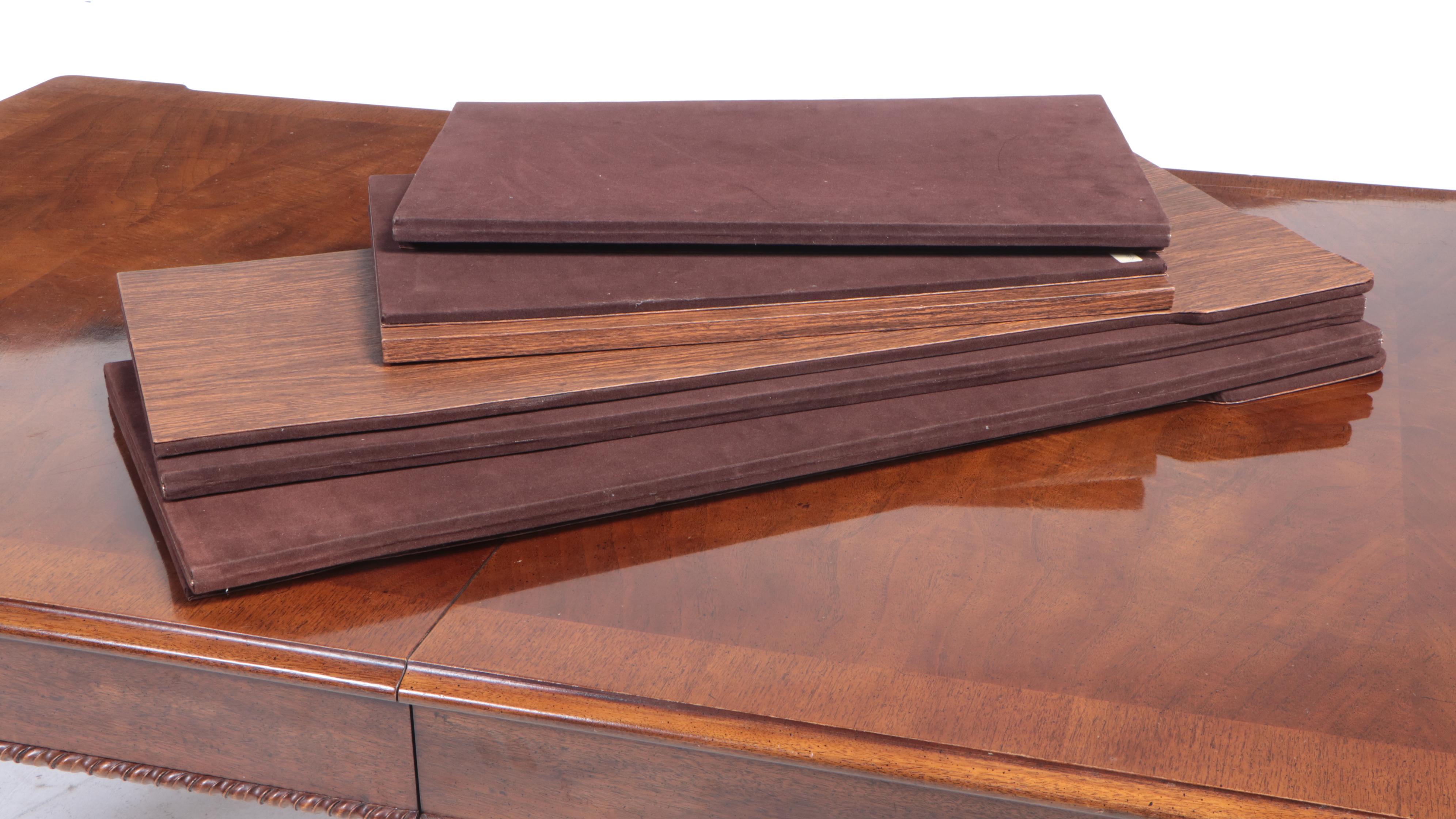 Henredon "Rittenhouse Square" Chippendale Style Carved Mahogany Dining Set