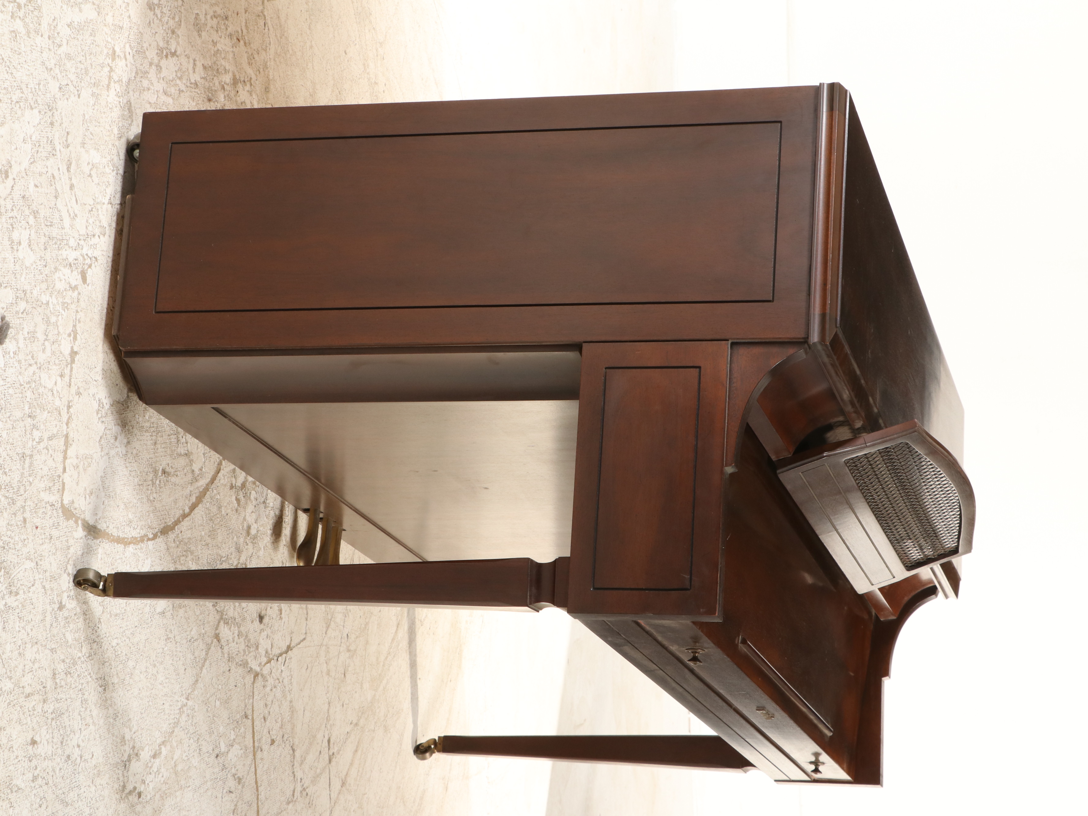 Baldwin "Model 950L" Mahogany Upright Piano, Mid to Late 20th Century