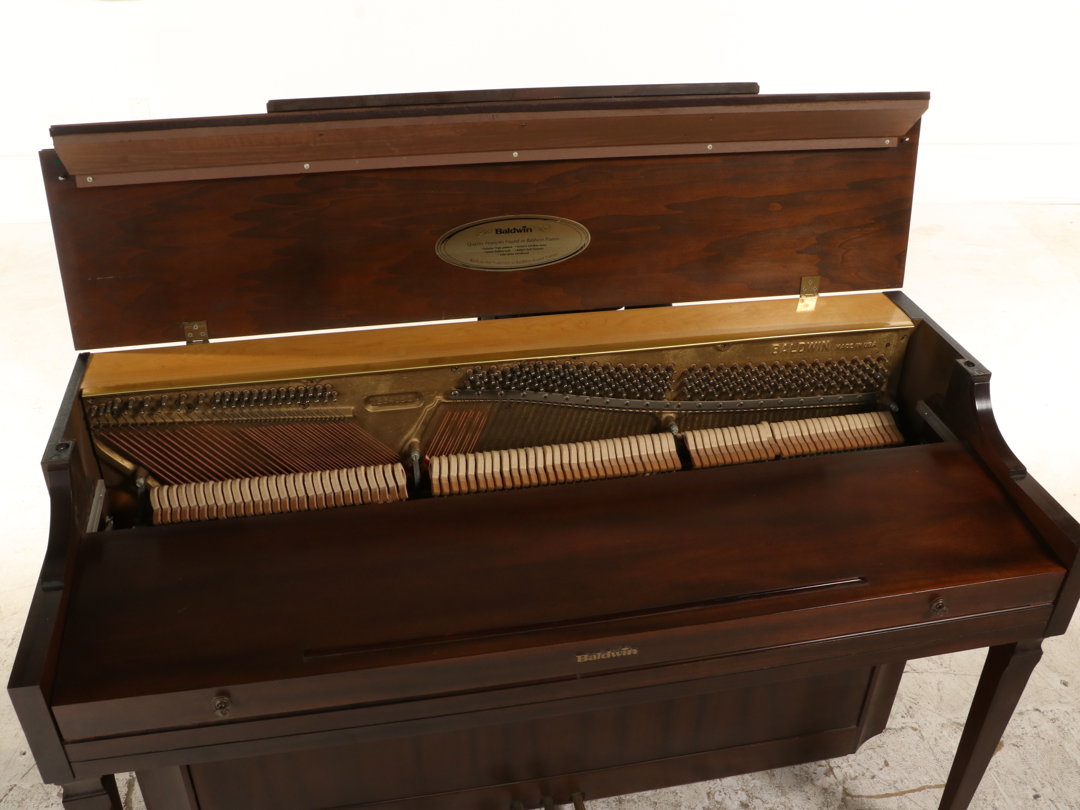 Baldwin "Model 950L" Mahogany Upright Piano, Mid to Late 20th Century