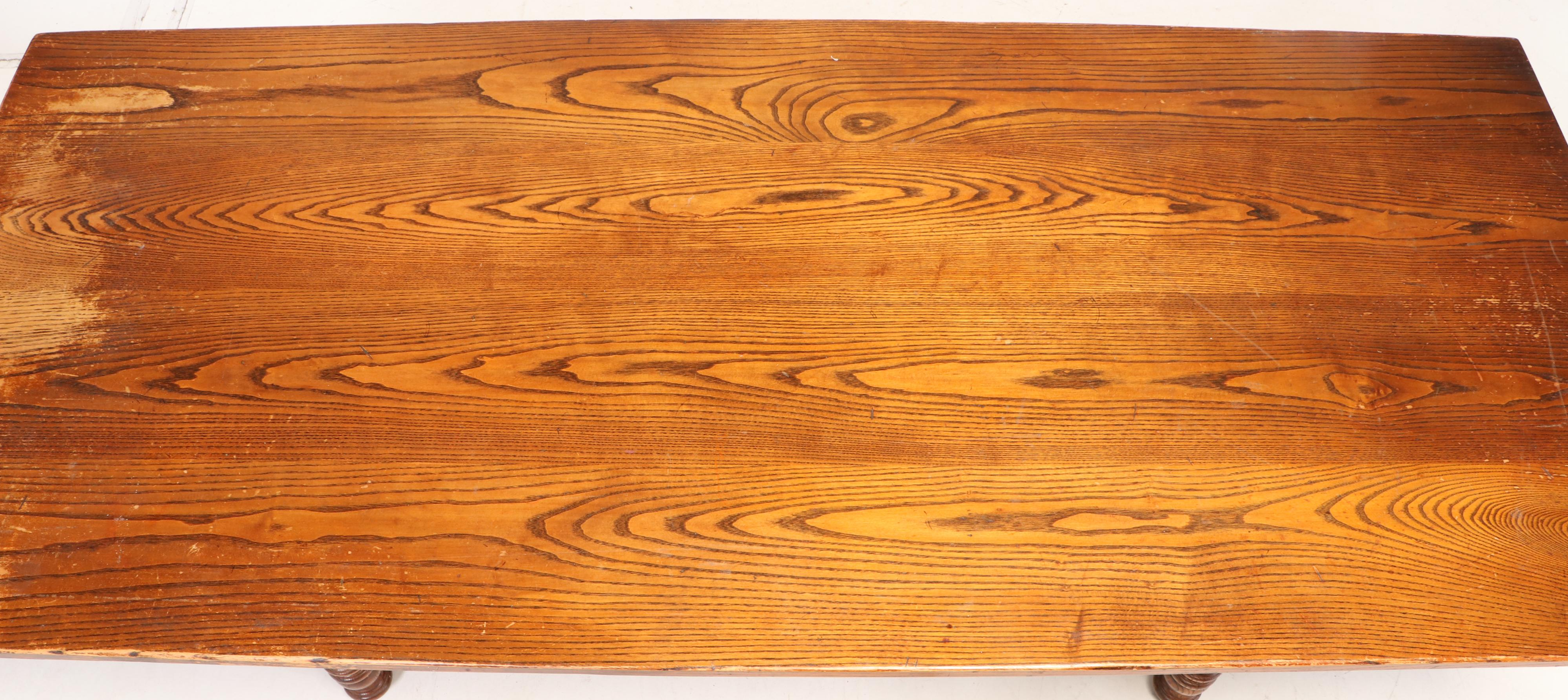Kindel Furniture "Chimney Hill" Oak Dining Table, Mid to Late 20th Century